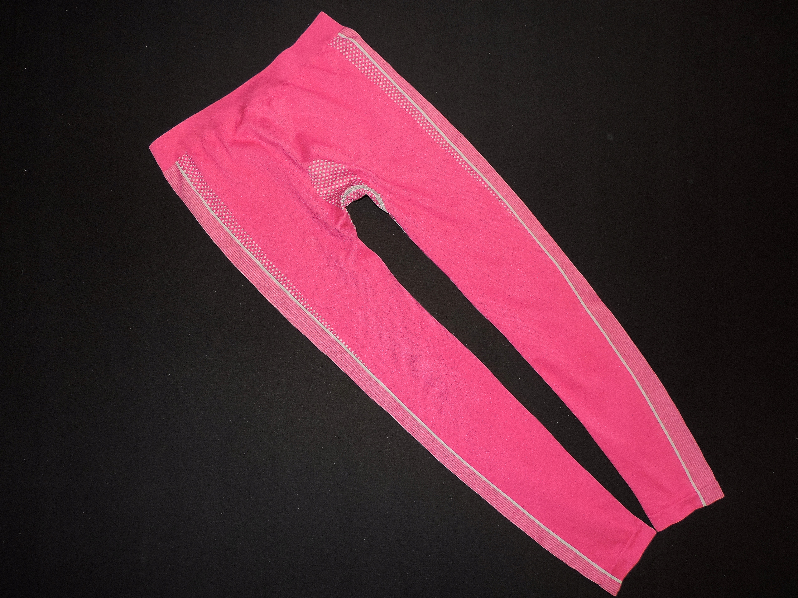 DZIEWCZĘCE GETRY TERMOAKTYWNE__146 Rozmiar 146