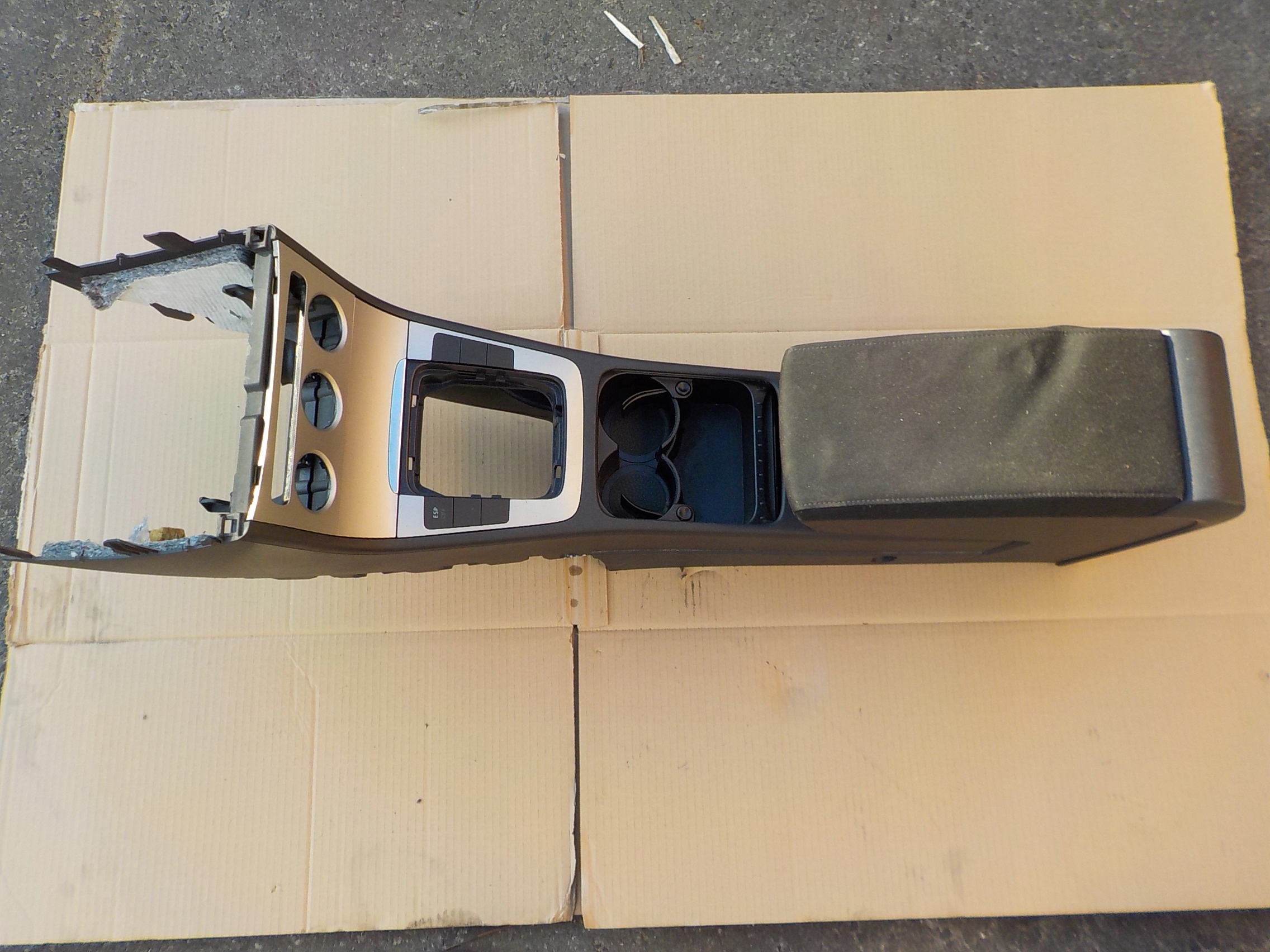 bracciolo tunel vw passat b6 2006r