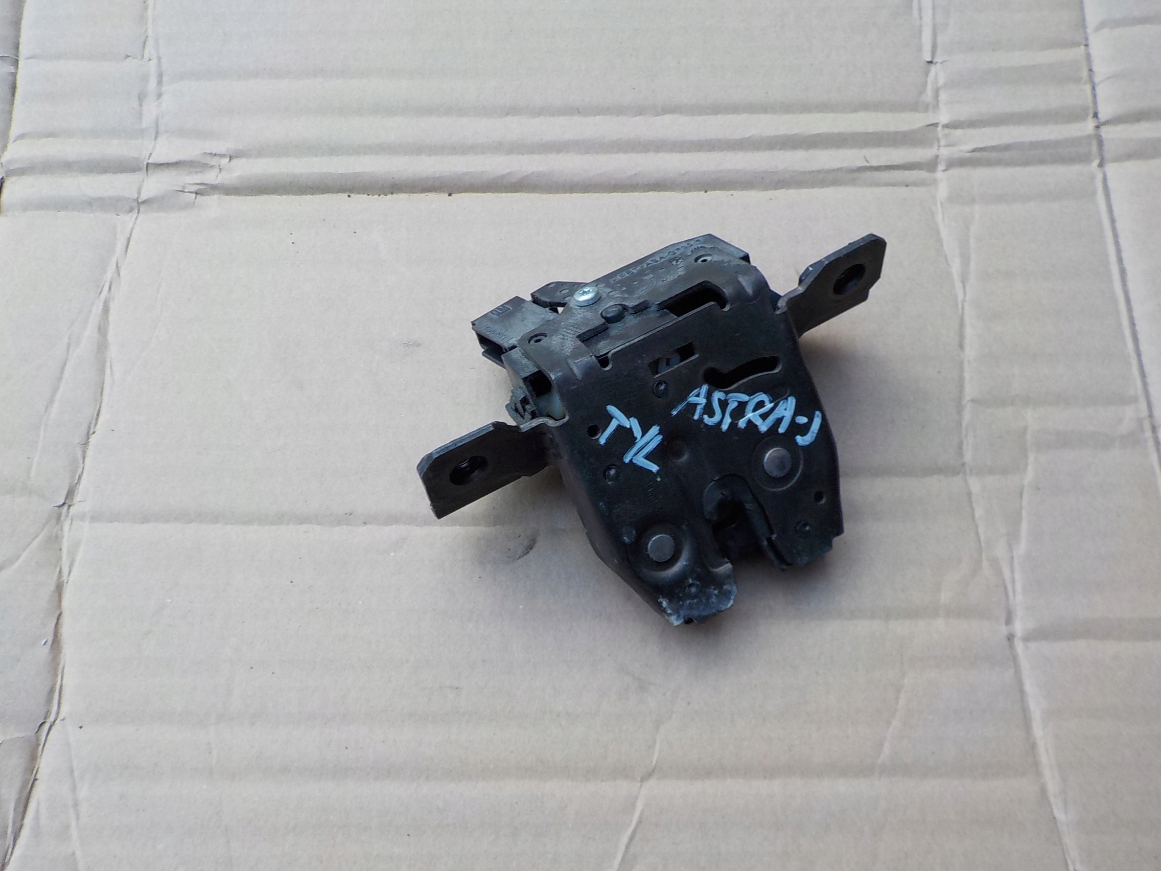 lock bonnet rear part opel astra J IV HB 2010r