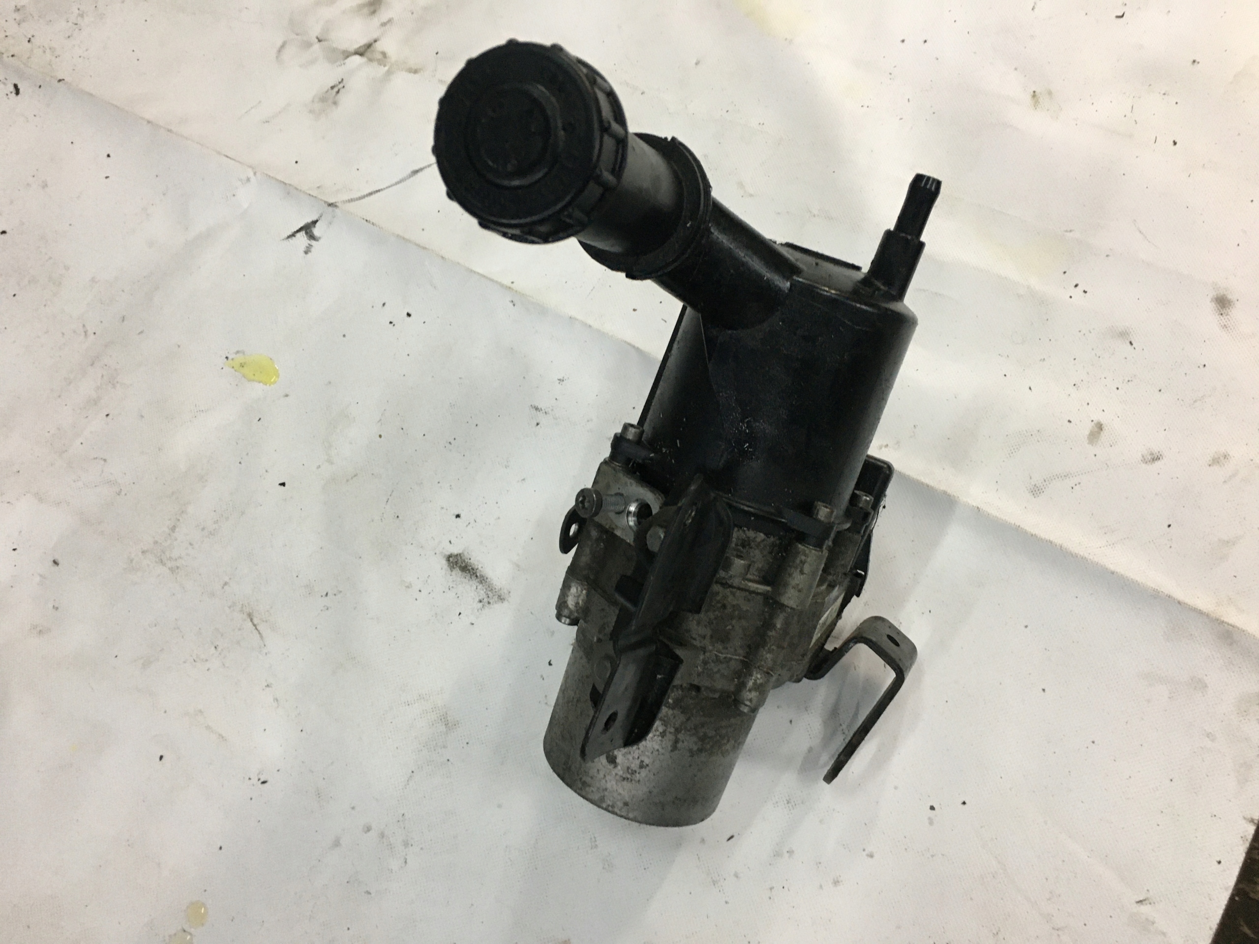 POMPA WSPOMAGANIA CITROEN C4 II B7 9676740380