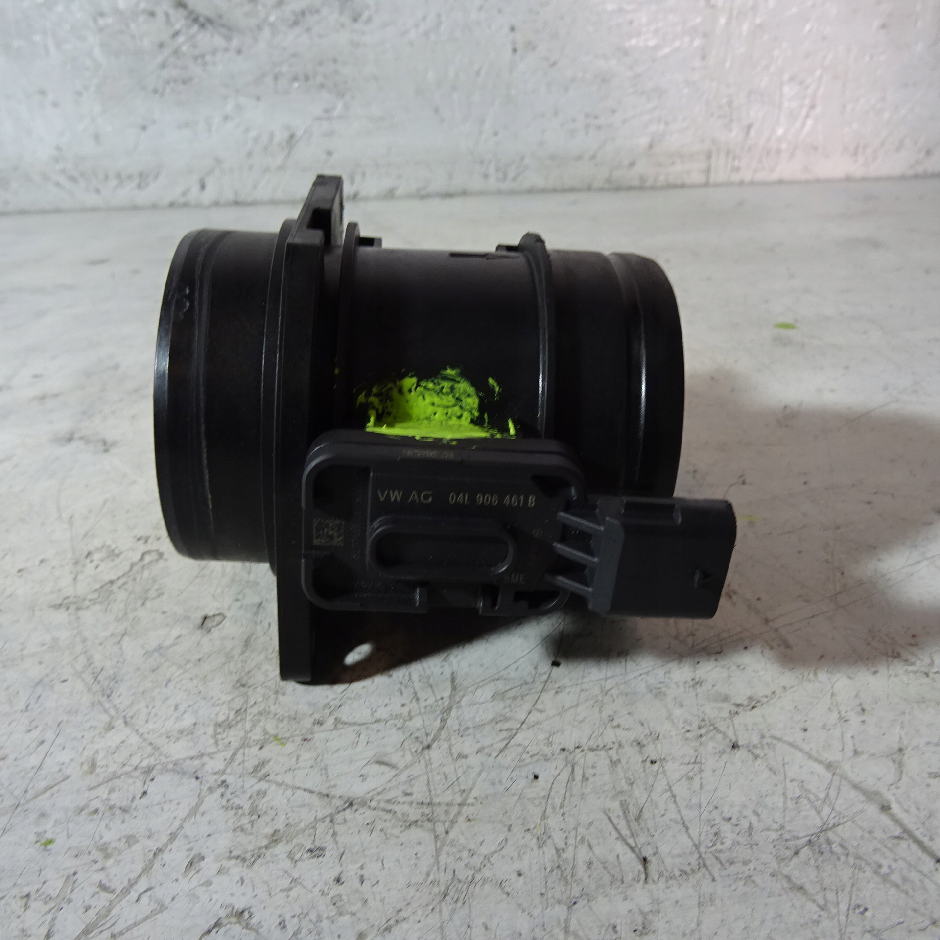 SKODA RAPID 1.4TDI flow meter 04L906461B