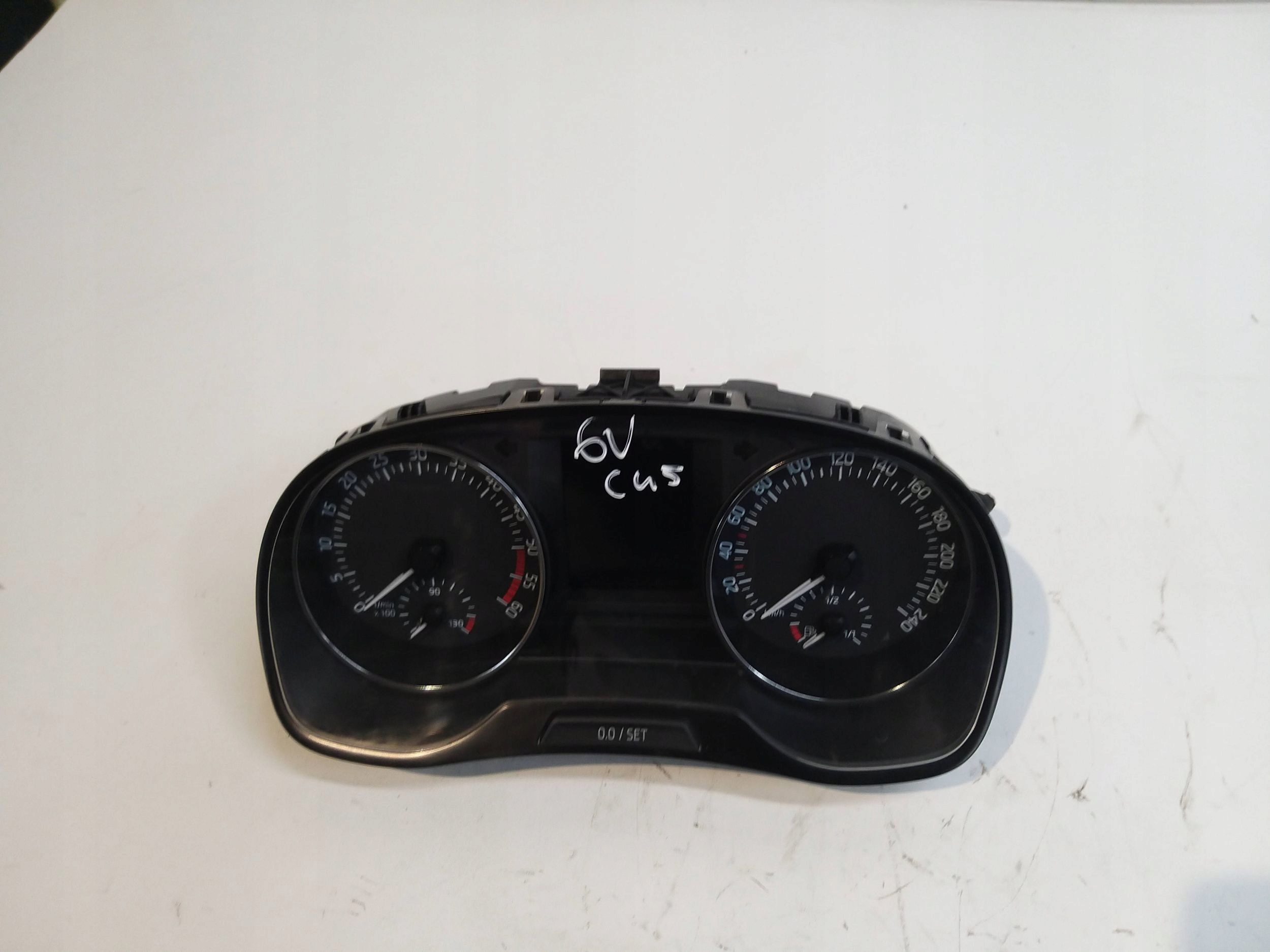 SKODA FABIA III 6V dials dials EUROPA 6V0920741A 1,4 TDI CUS