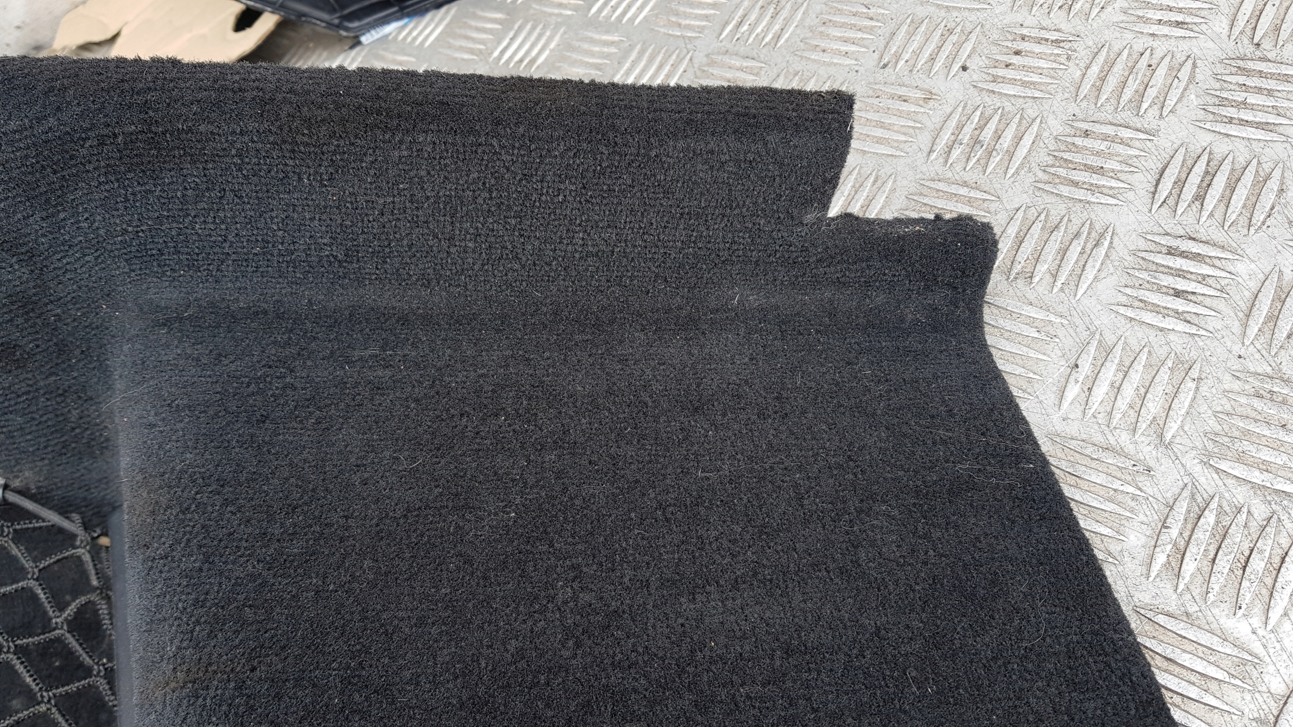 MERCEDES W212 side upholstery boot right KOMBI