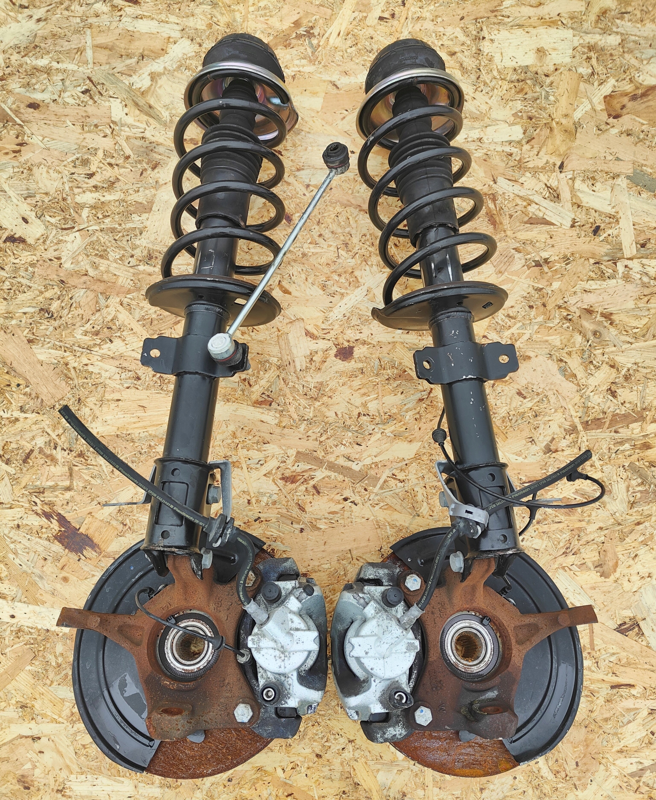 shock absorber right swing right DACIA DUSTER II LIFT 543029903R