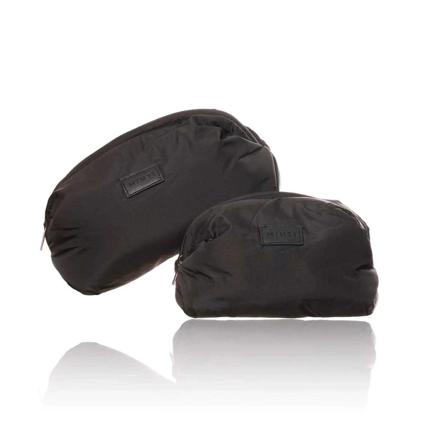 Minti Collection Pillow Puff Bag Black Sada dvou měkkých kosmetických taštiček