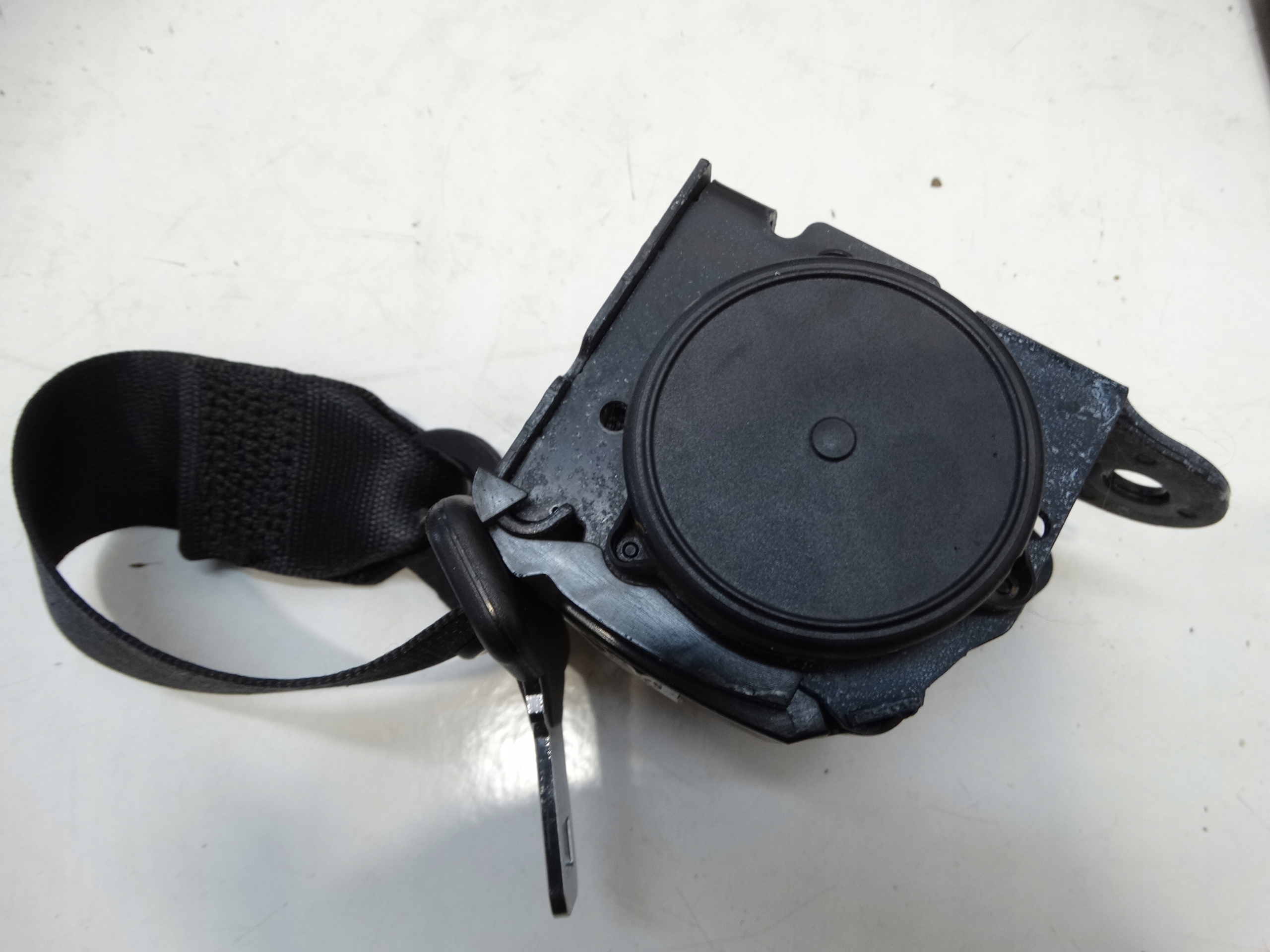 Gurten Sicherheits rechts heck BMW F20 2013R. 619185100D