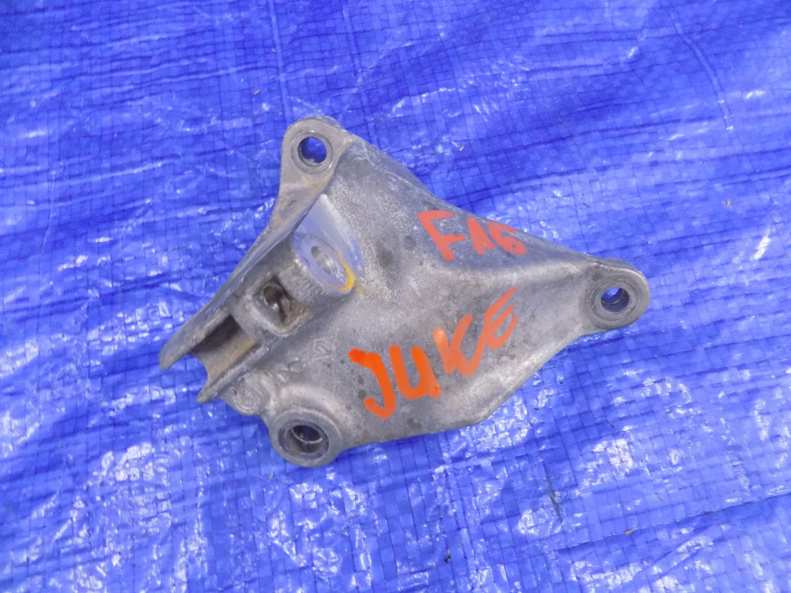 držač alternatora JUKE F16 20R 1,0 DIG-T