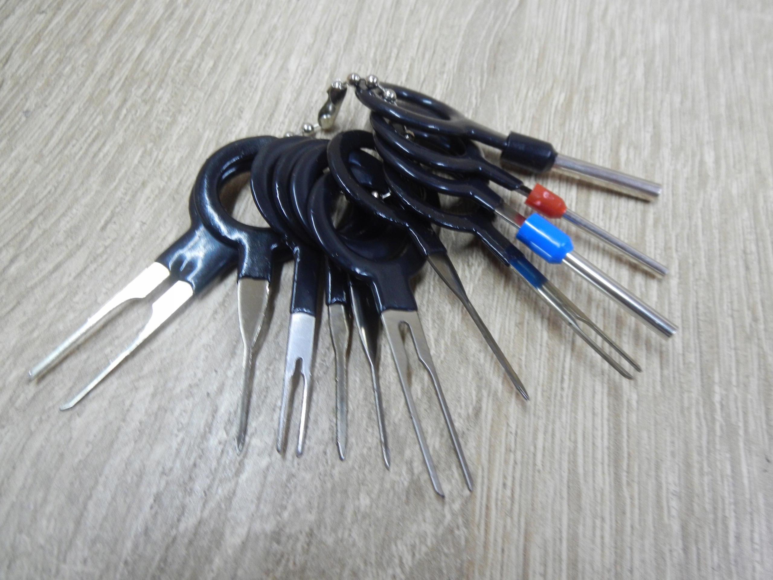 Zestaw do demontażu PINów Konektorów Wyjmaki 11szt Marka Geko