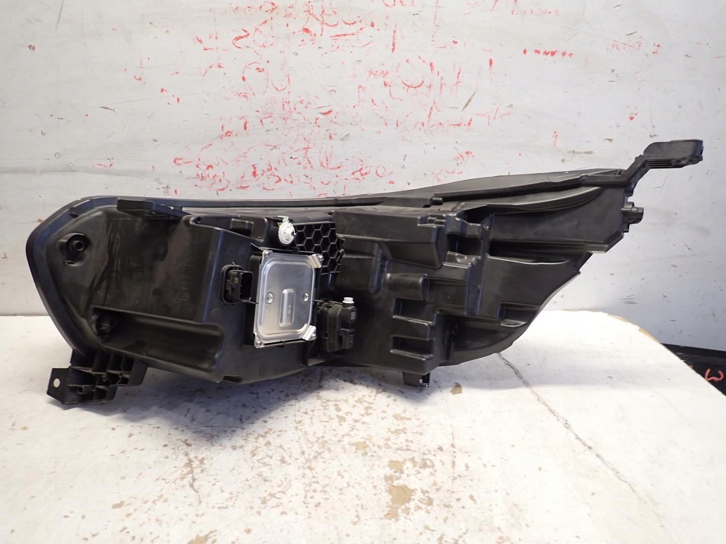 light front right RENAULT TRAFIC III LIFT IV 2021- FULL LED 260102899