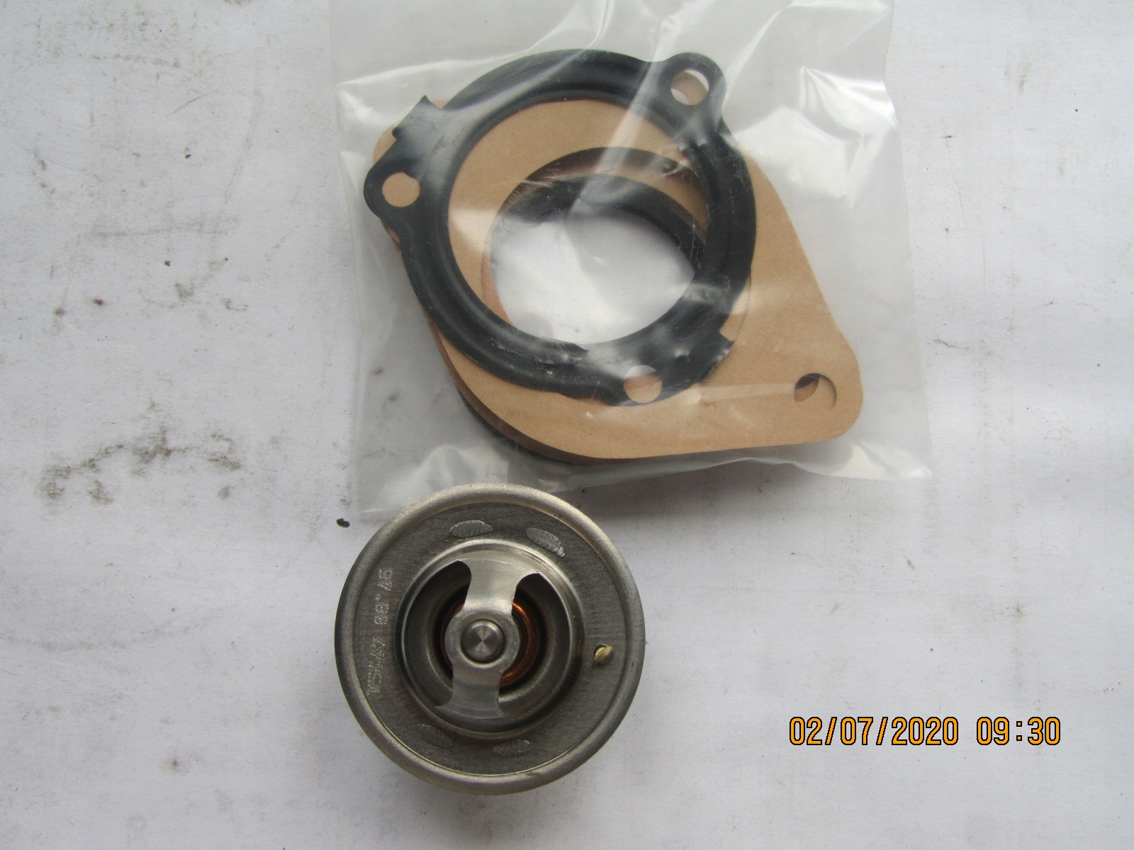 TERMOSTAT ŚRODKA CHŁODZĄCEGO VERNET TH1290.88J Producent części Calorstat By Vernet