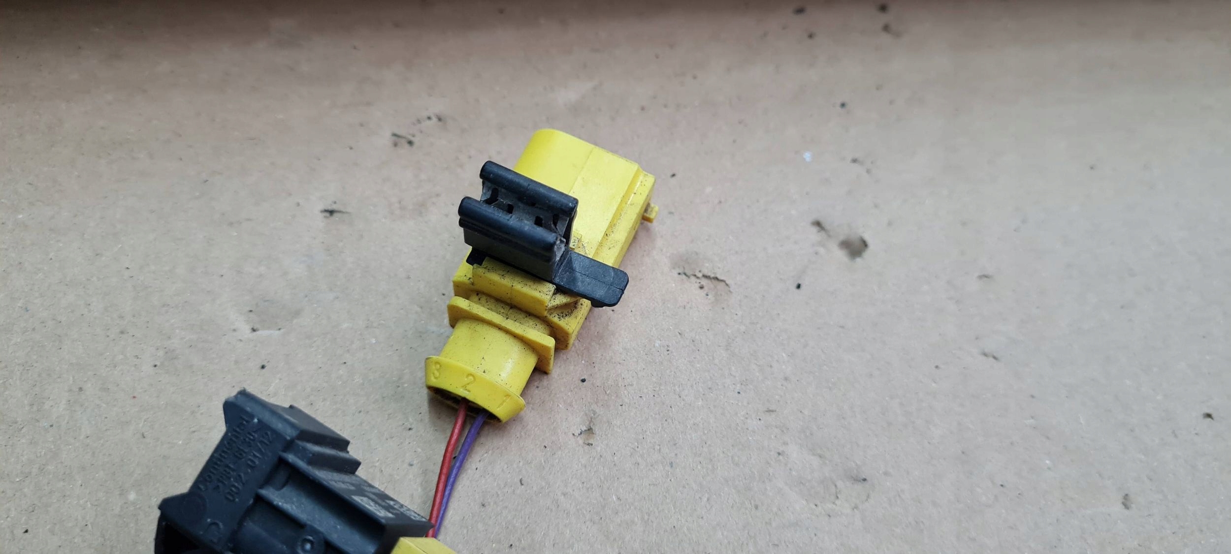 A6 C8 4K Crashsensor Drucksensor UDERZENIOWY 4N0959651D SQ7 4M Q7 Q8 A7 4K