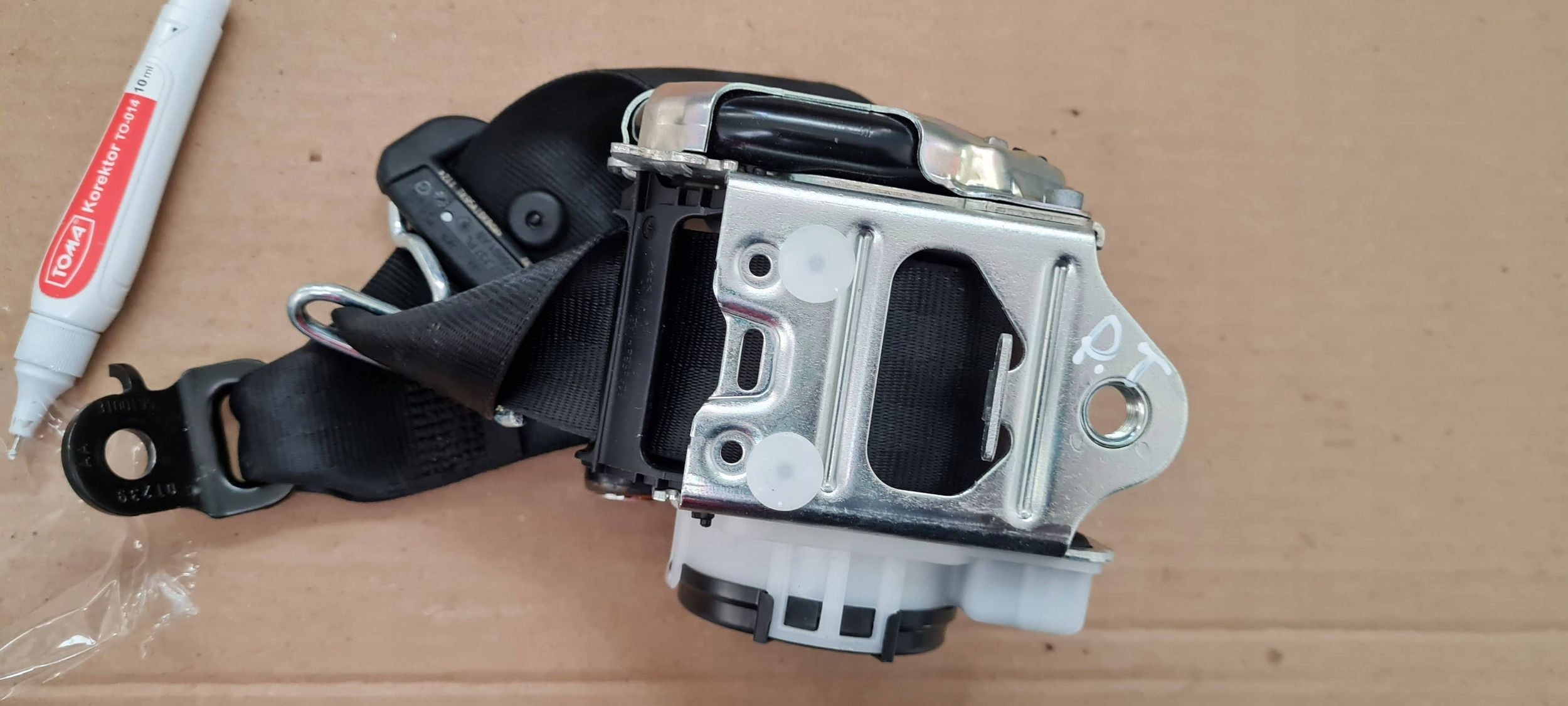 A6 C8 4K Gurten Sicherheits links rechts heck Spanner 4K8857805G