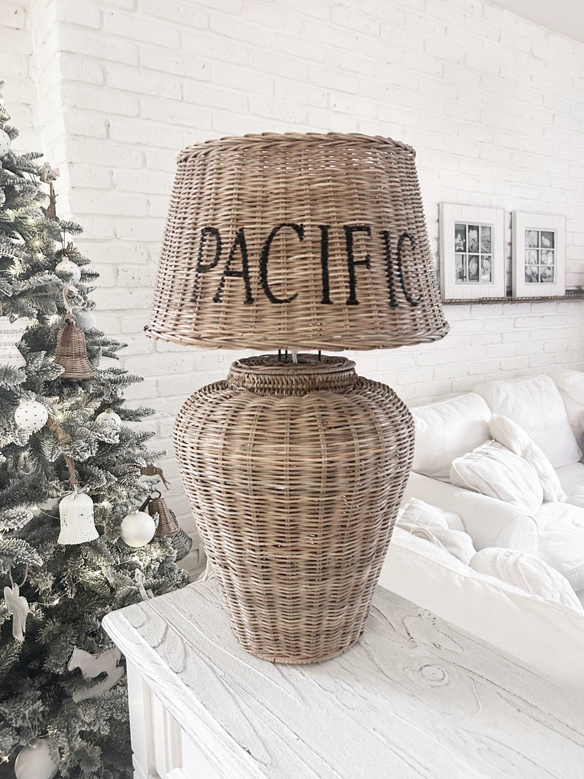 Stolová lampa Hampton Ratanová základňa pre lampu Hampton Ratan s tienidlom