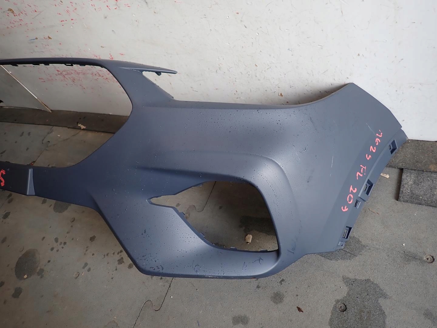 bumper front front MG ZS LIFT 2020- new original 10628329