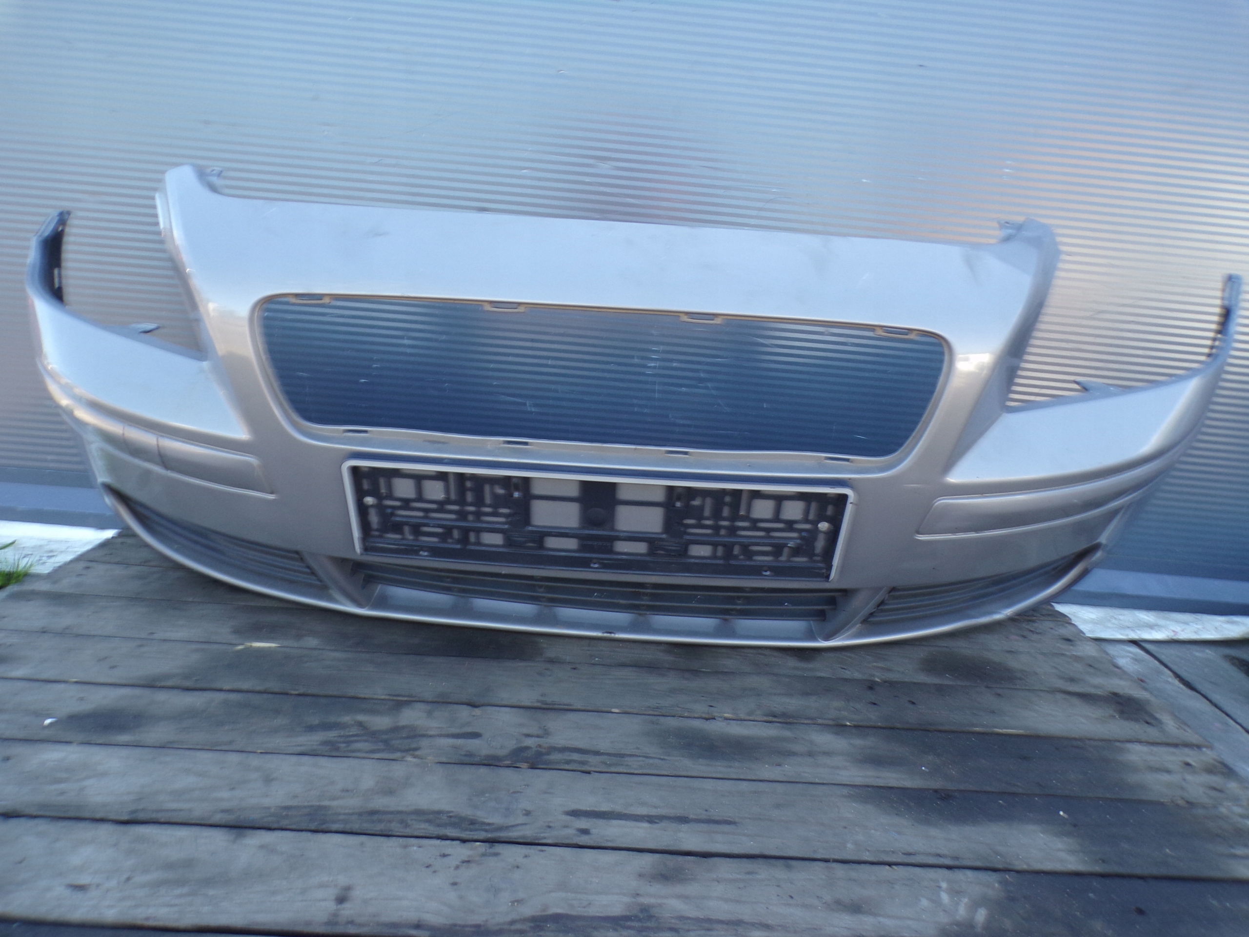 front bumper front VOLVO V50 S40 II before LIFT (3)