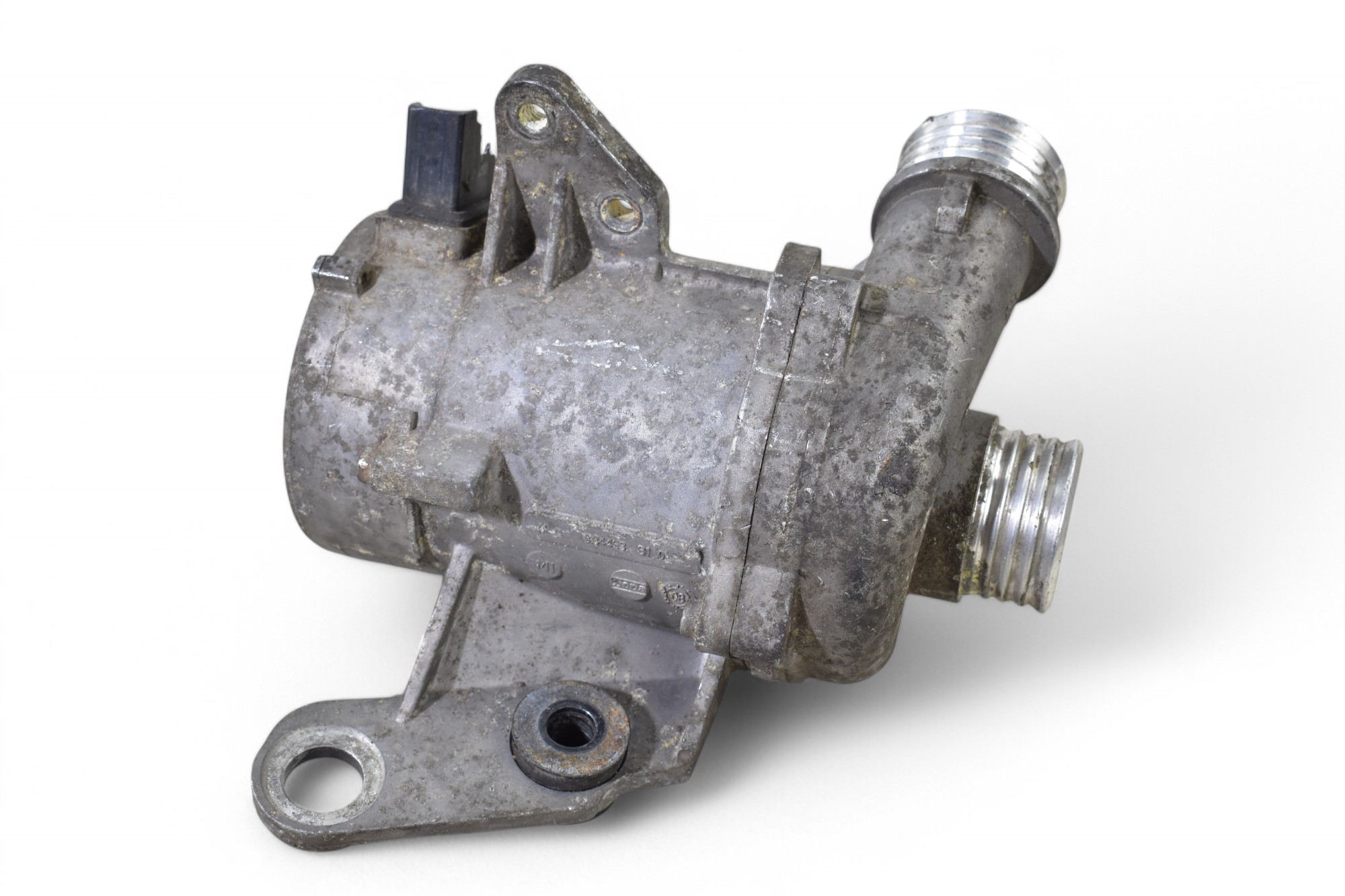 water pump BMW E81 E87 E90 E91 2.0i 16V 70285301