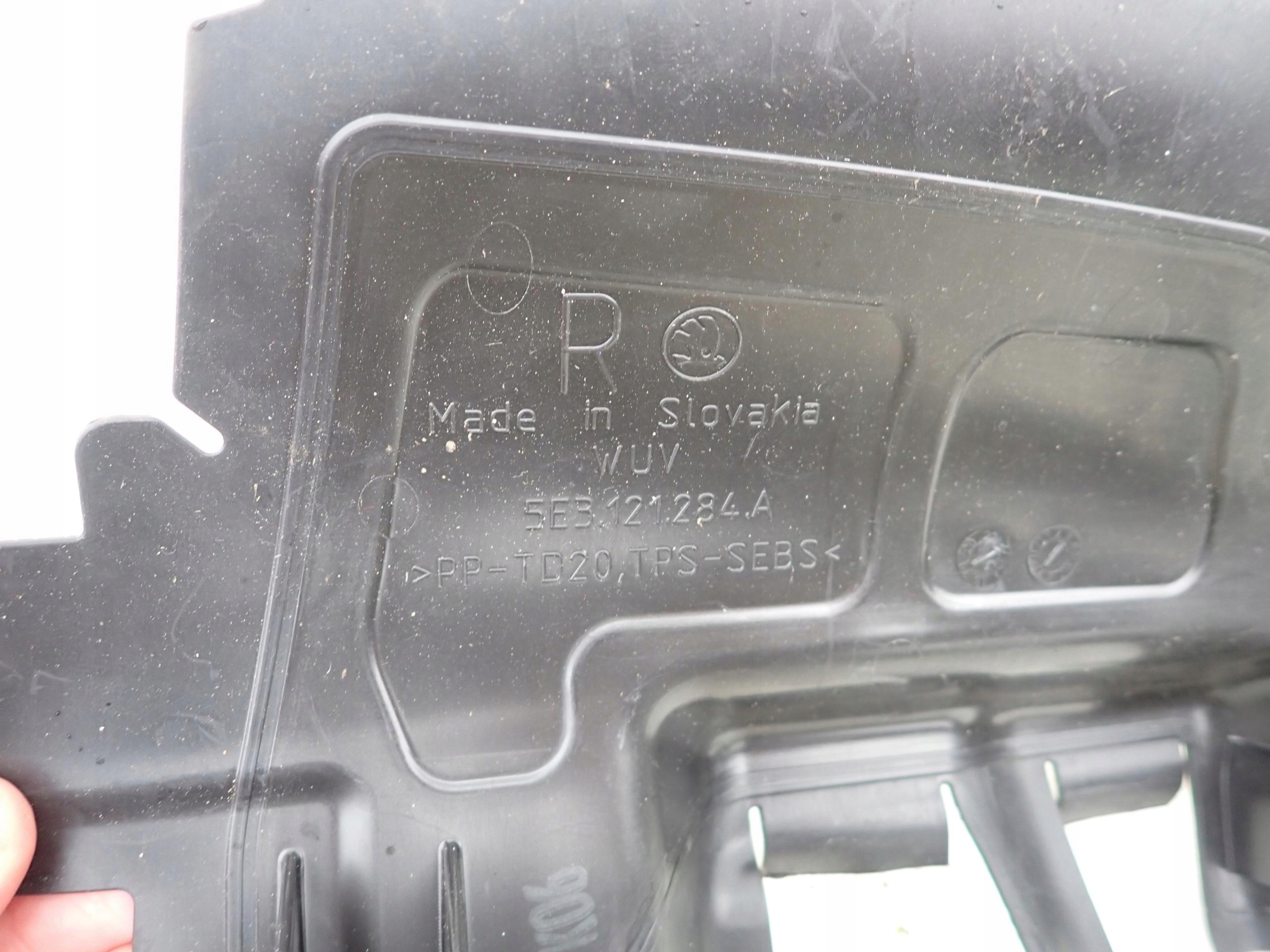 SKODA OCTAVIA IV 19- steering wheel, intake air