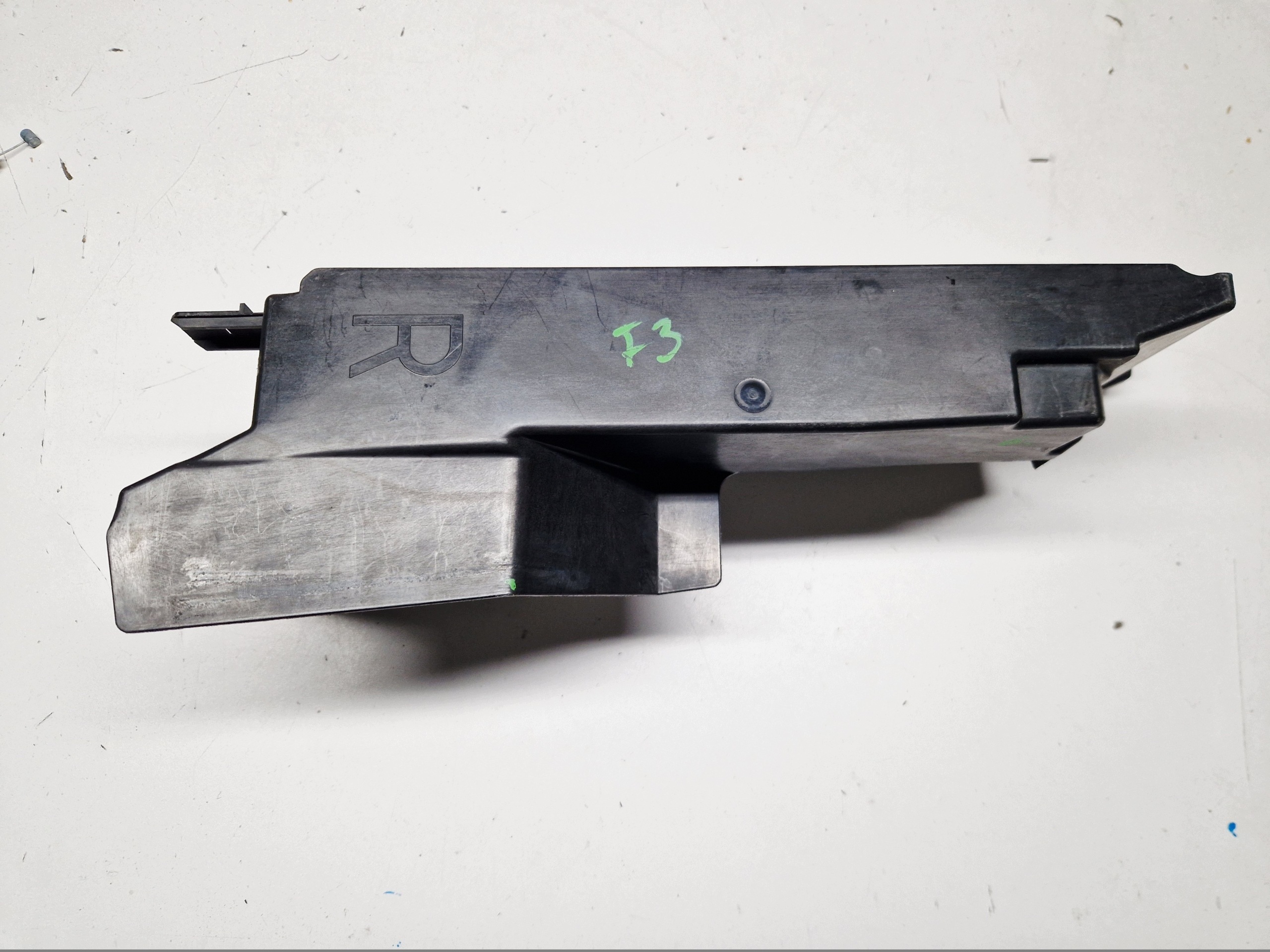 luftansaugkanal blende abdeckung rechts FORD FOCUS MK3 F1EB9310EA