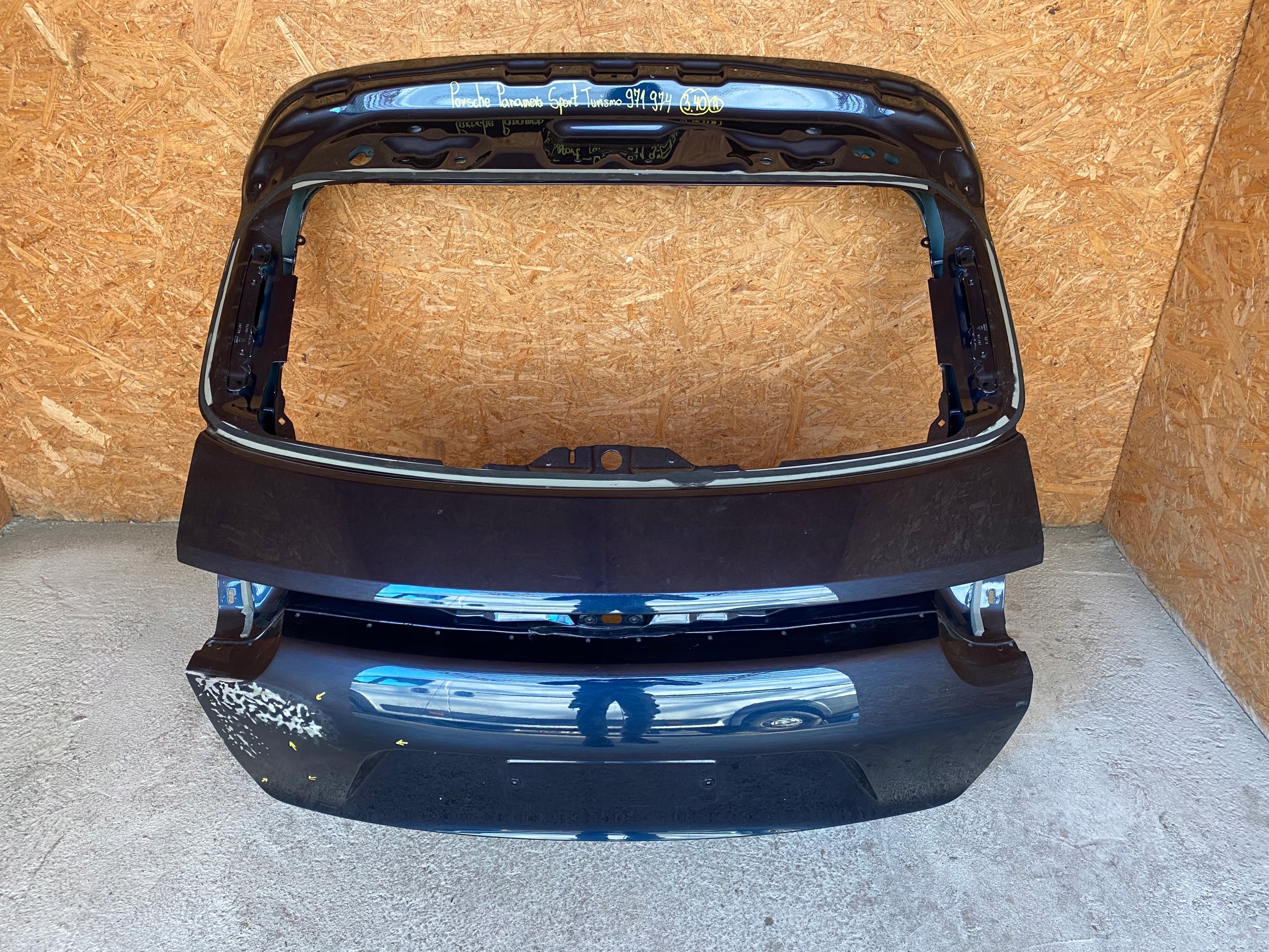 PANAMERA SPORT TURISMO 971 974 KLAPA BAGAŻNIKA TYŁ