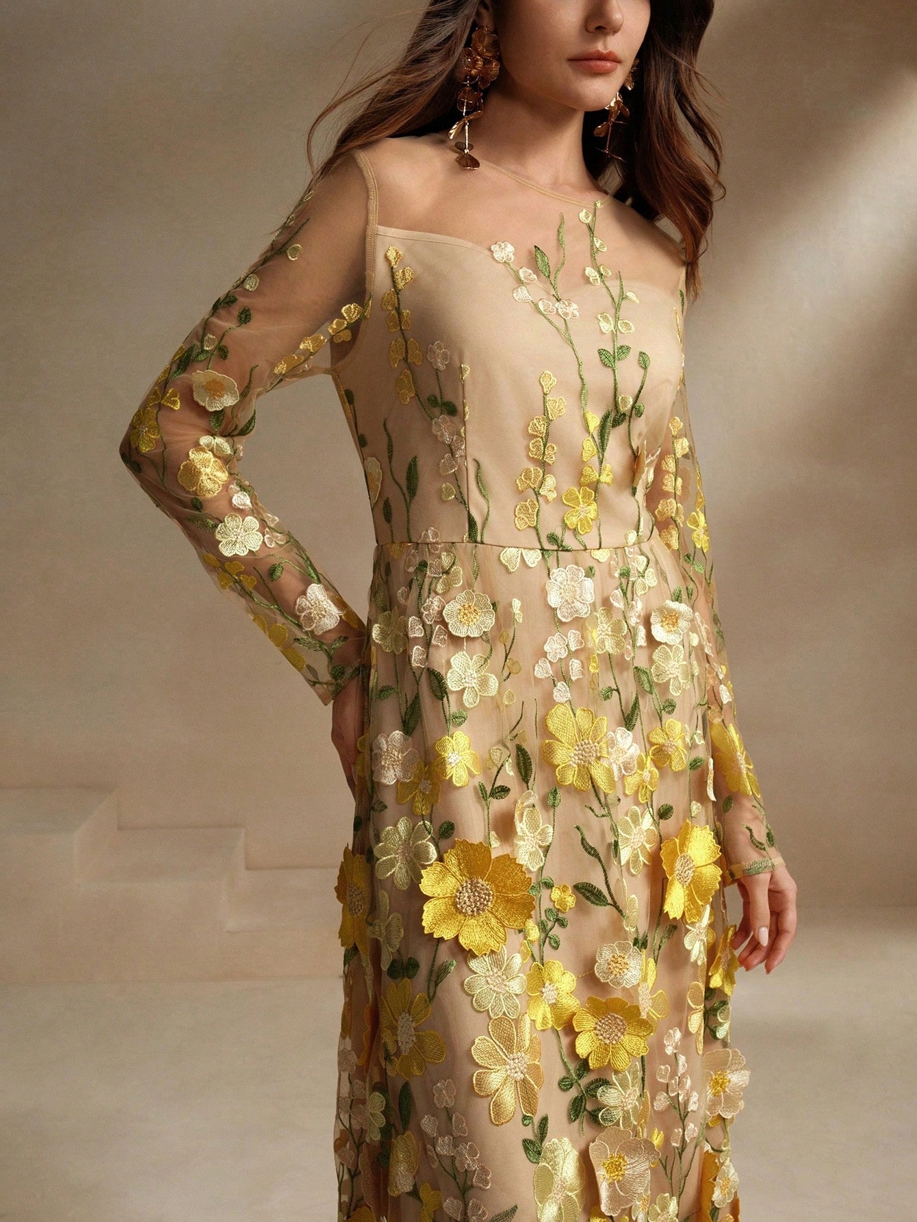 Maxi Koktejlové Šaty S 3D Vyšívanými Květinami Premium Anewsta Vel. 36