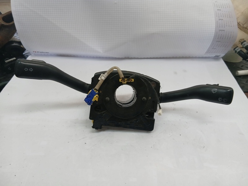 Commodo essuie glace AUDI A3 8L 4B0953503F