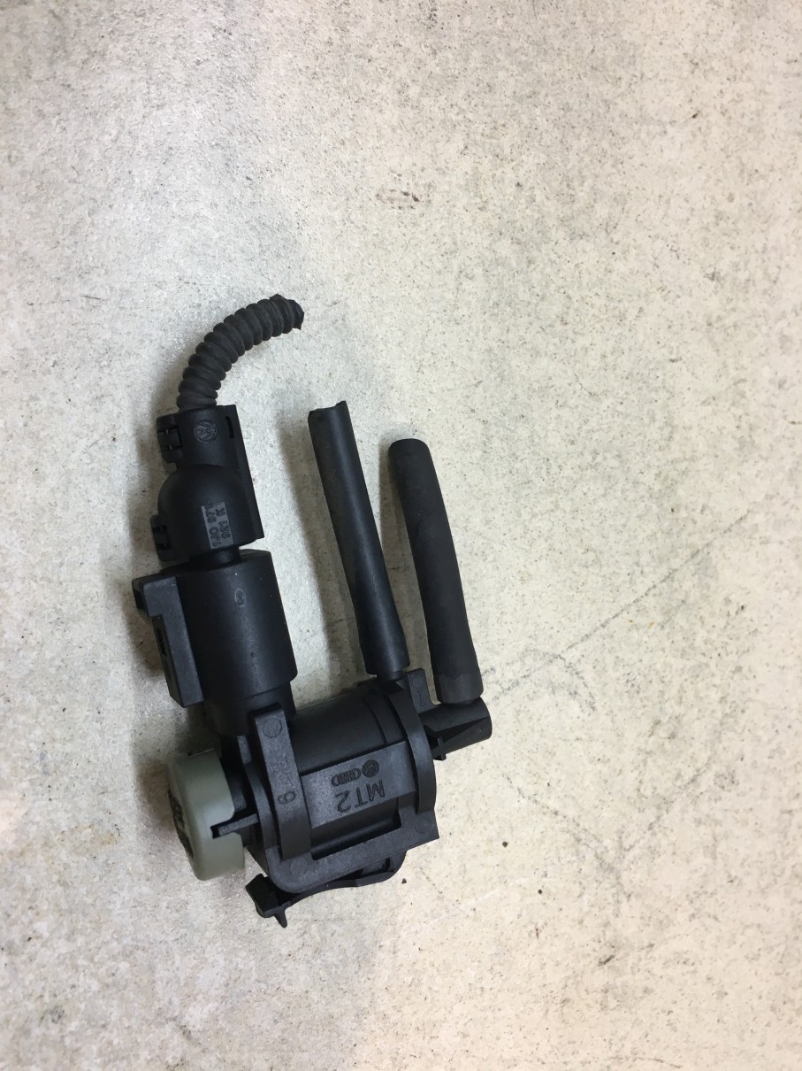 Sensor Unterdruck AUDI A3 8L FL 1.6 1J0906283C