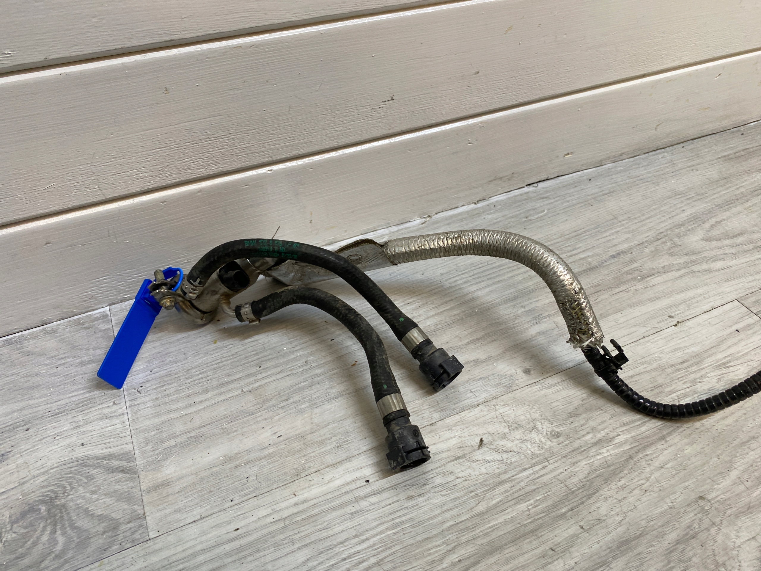 BMW G30 3.0 D injector 8580210