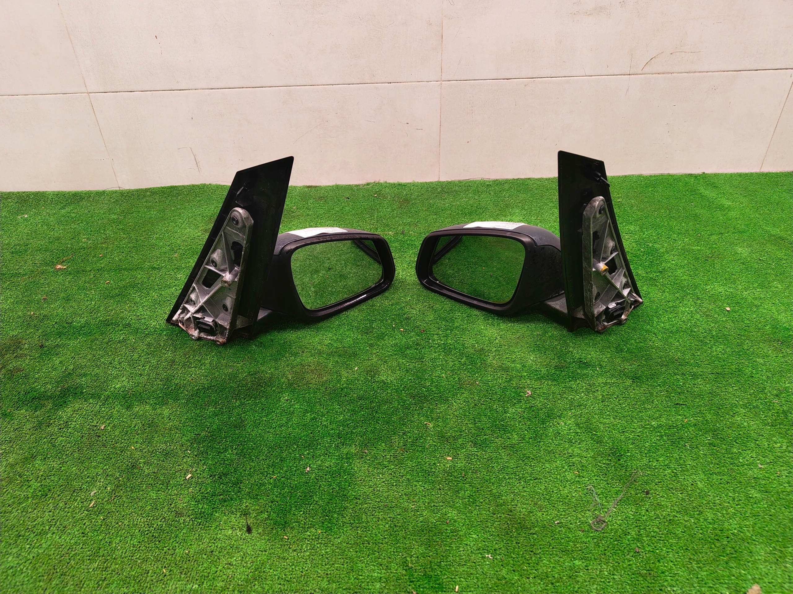 BMW 2 F46 mirror left right 5PIN C09
