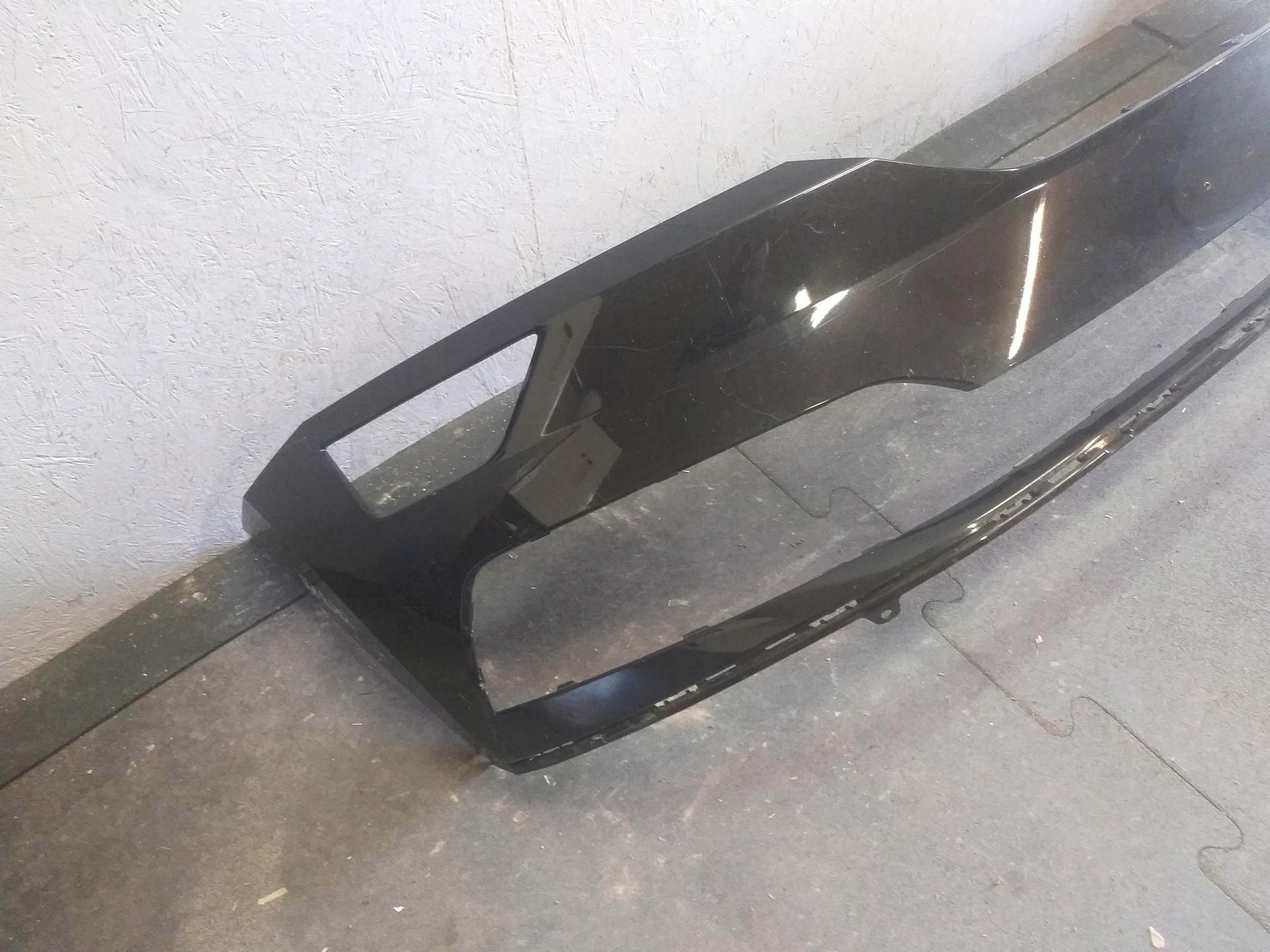 PARE CHOC AVANT SKODA KAROQ