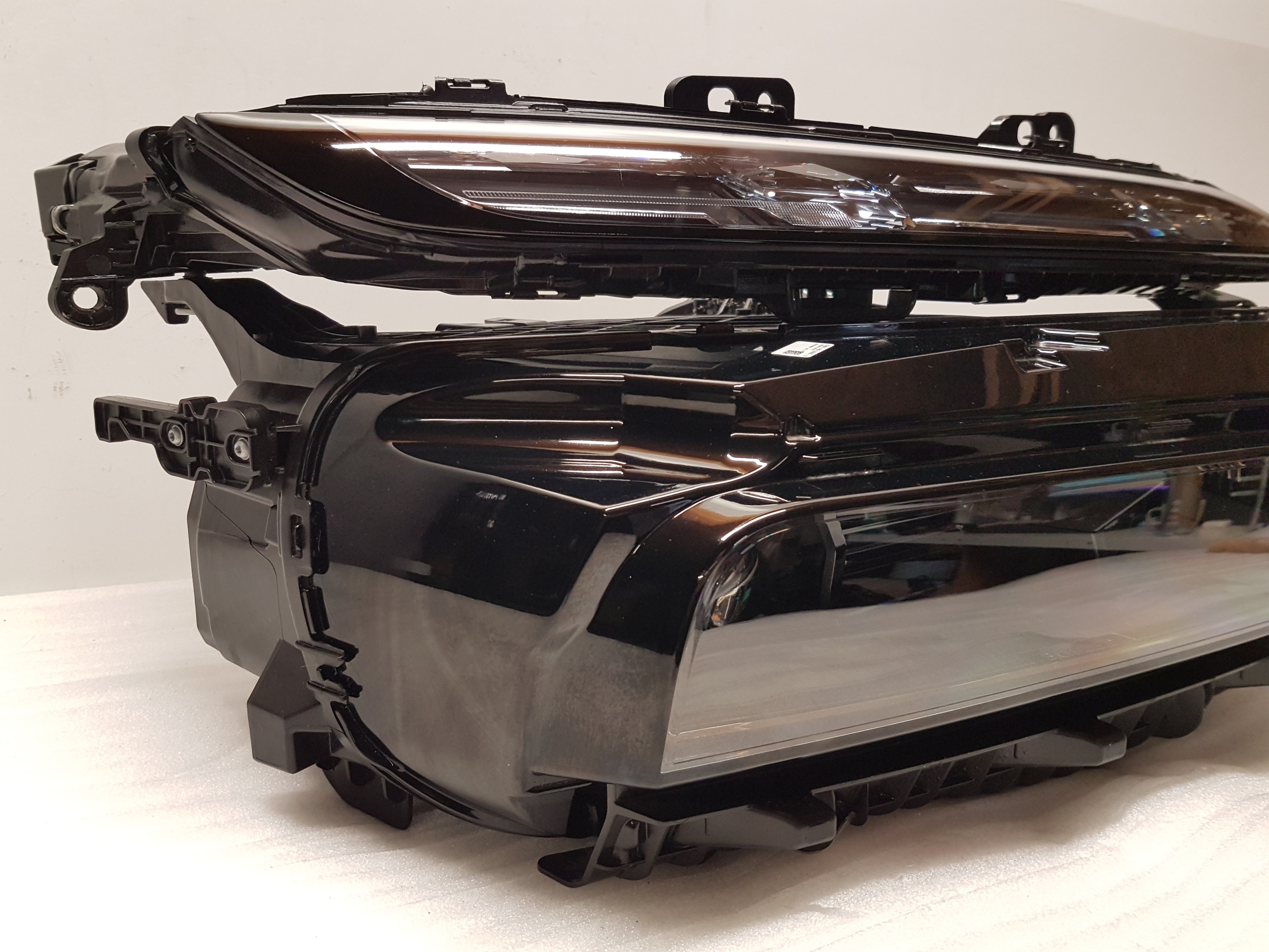 lights front right BMW G70 CRYSTAL LED 9879936 5B33F02