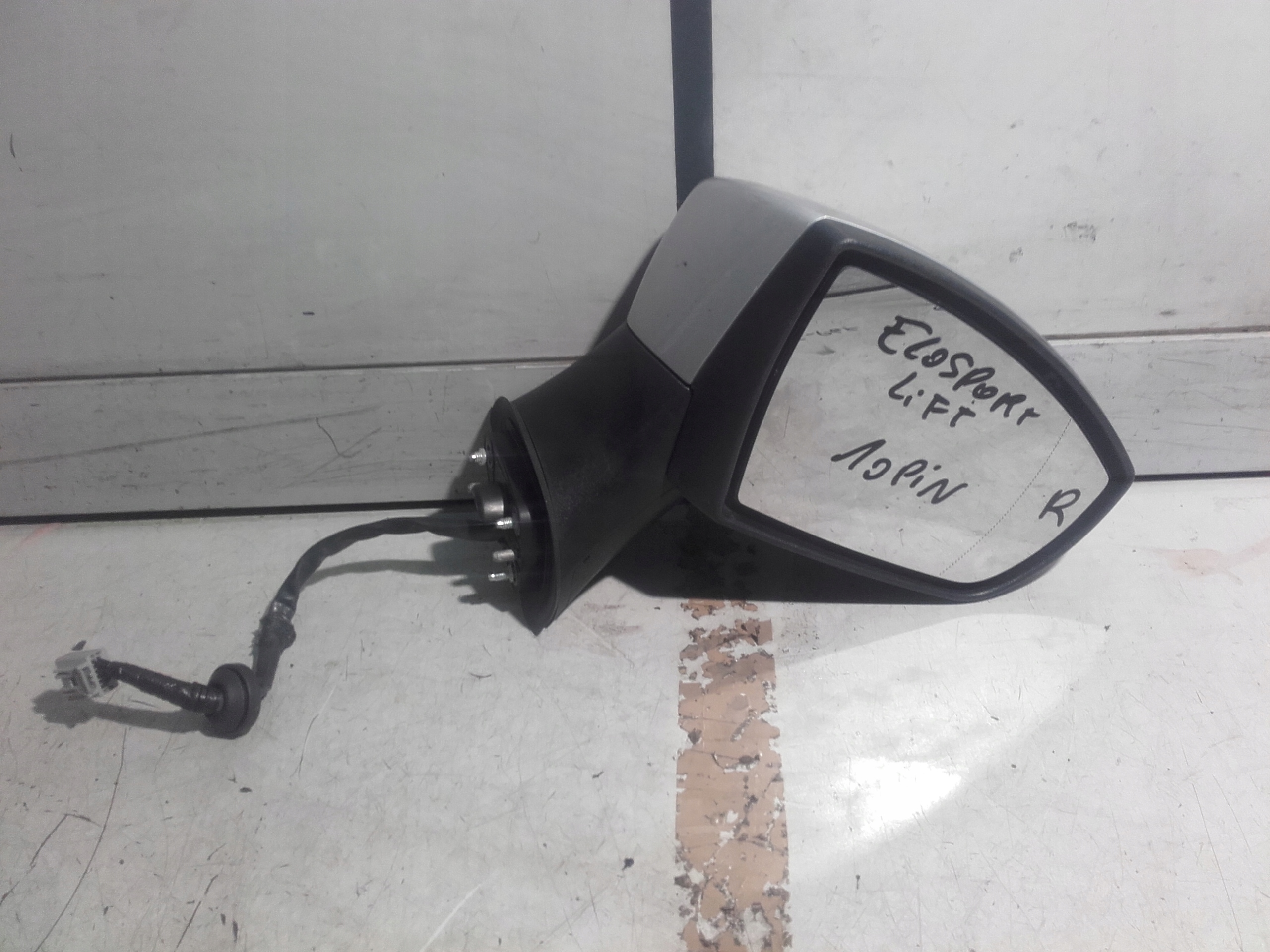 FORD ECOSPORT LIFT LUSTERKO PRAWE 10 PIN