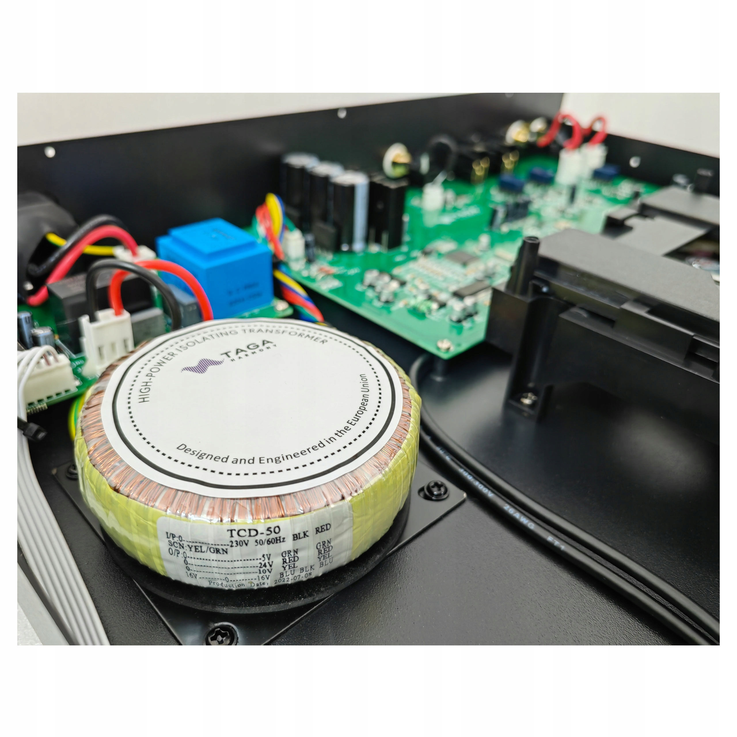 ODTWARZACZ HI-FI PŁYT CD TAGA HARMONY TCD-50 Kolor srebrny