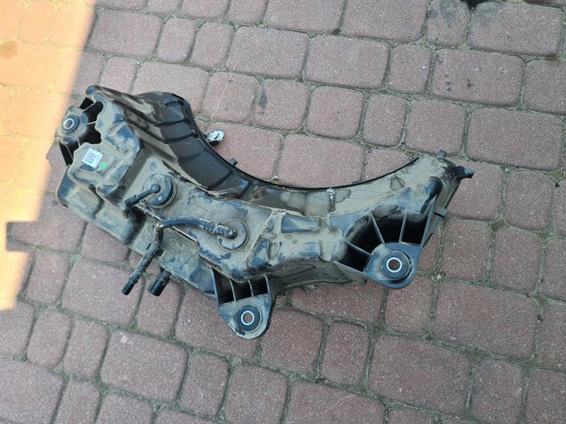 172A24108R - Бак adblue насос Renault Captur II 237g00282r