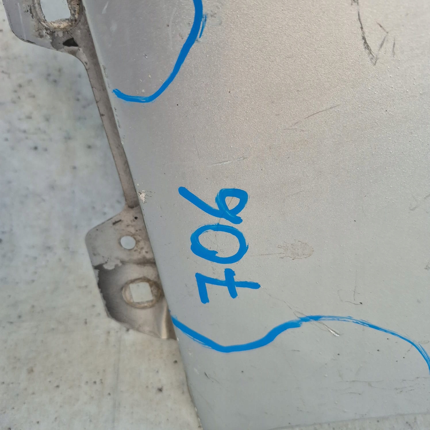 MERCEDES E-KLASA W211 02-09 fender front front left