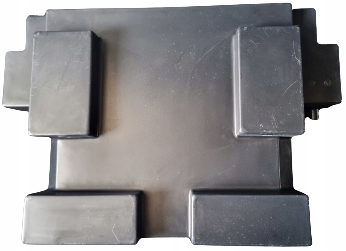 ZBIORNIK NA WODĘ SZARĄ 100L SPRINTER CRAFTER MAN TGE OD 2017 Marka Goebel