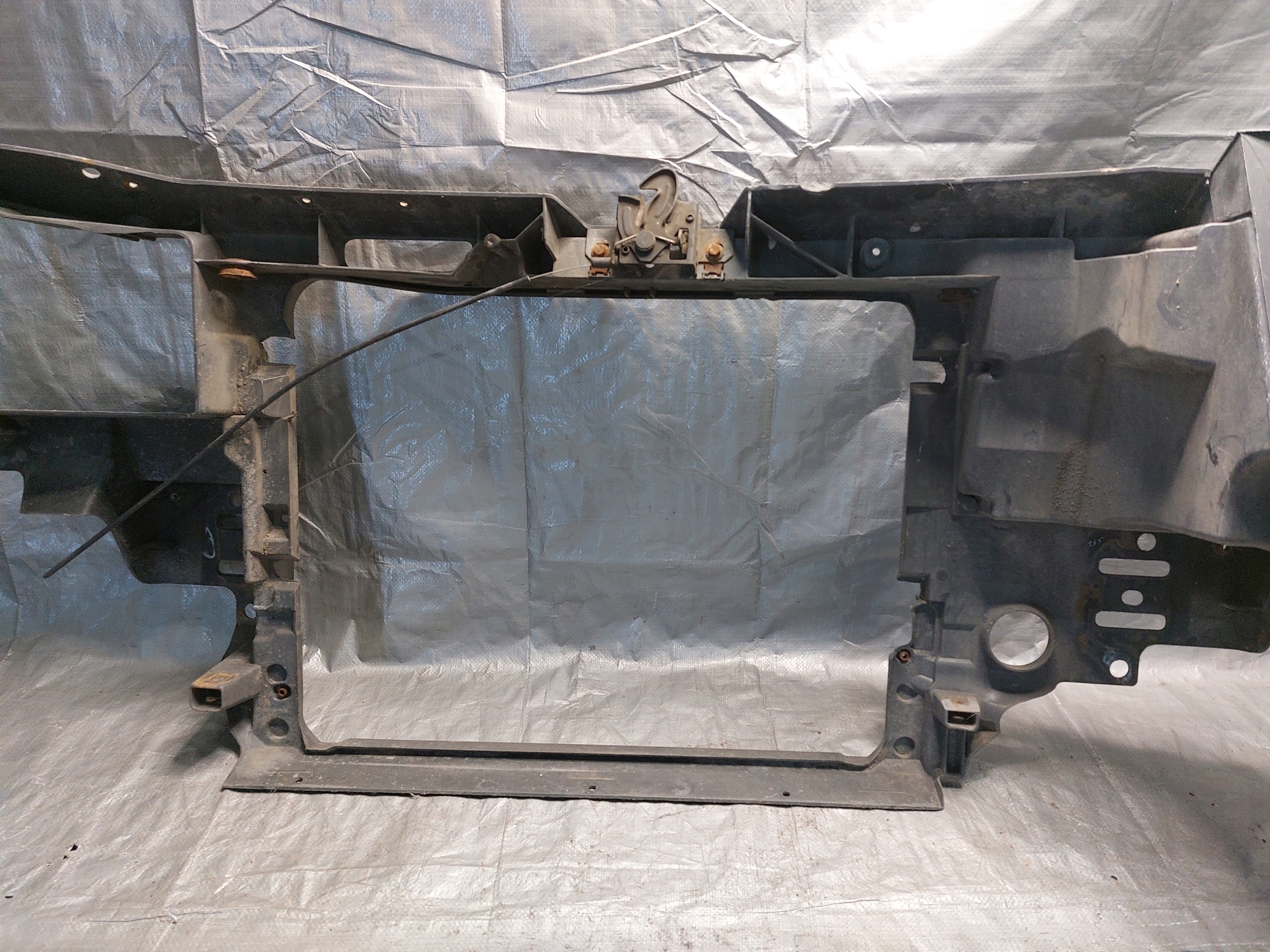 support panel for radiators pillar VW SHARAN and LIFT 2.8 VR6