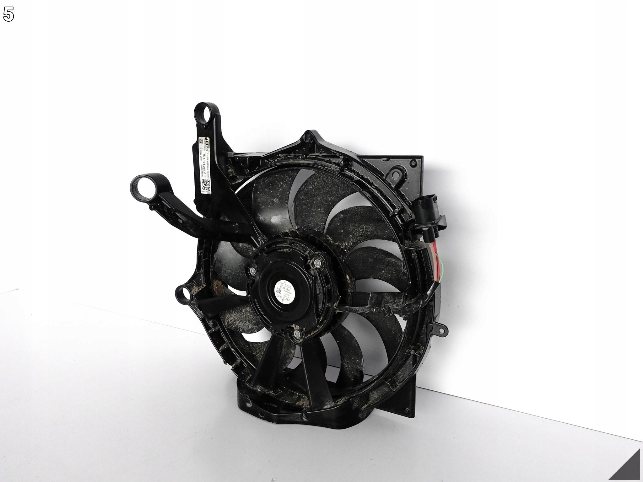 AUDI E-TRON GT RS 4J3 PORSCHE TAYCAN 9J1 vrtule ventilátor obal pravá