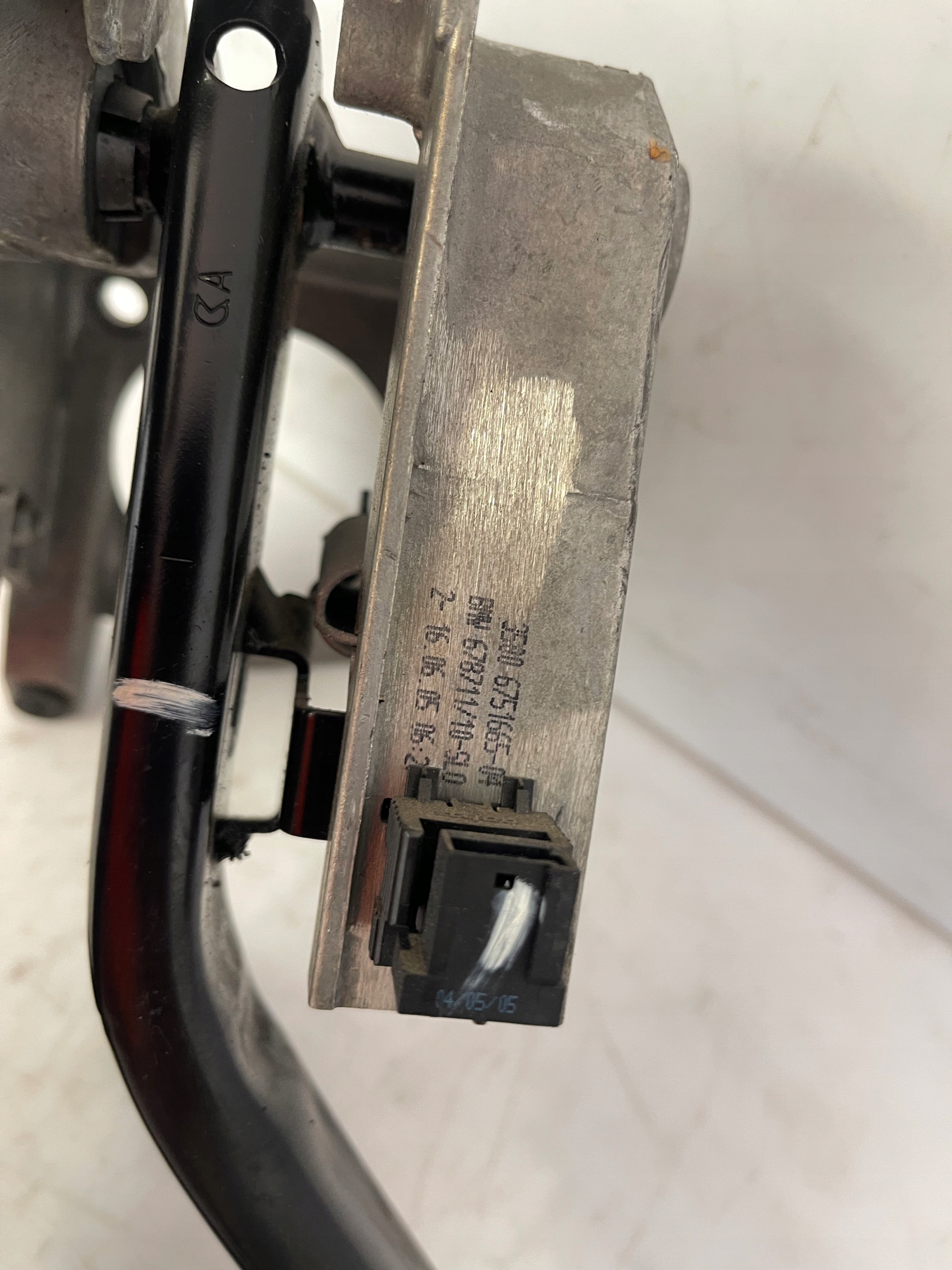 BMW E87 2.0D pedale spojka brzda KOMPLET 6751665