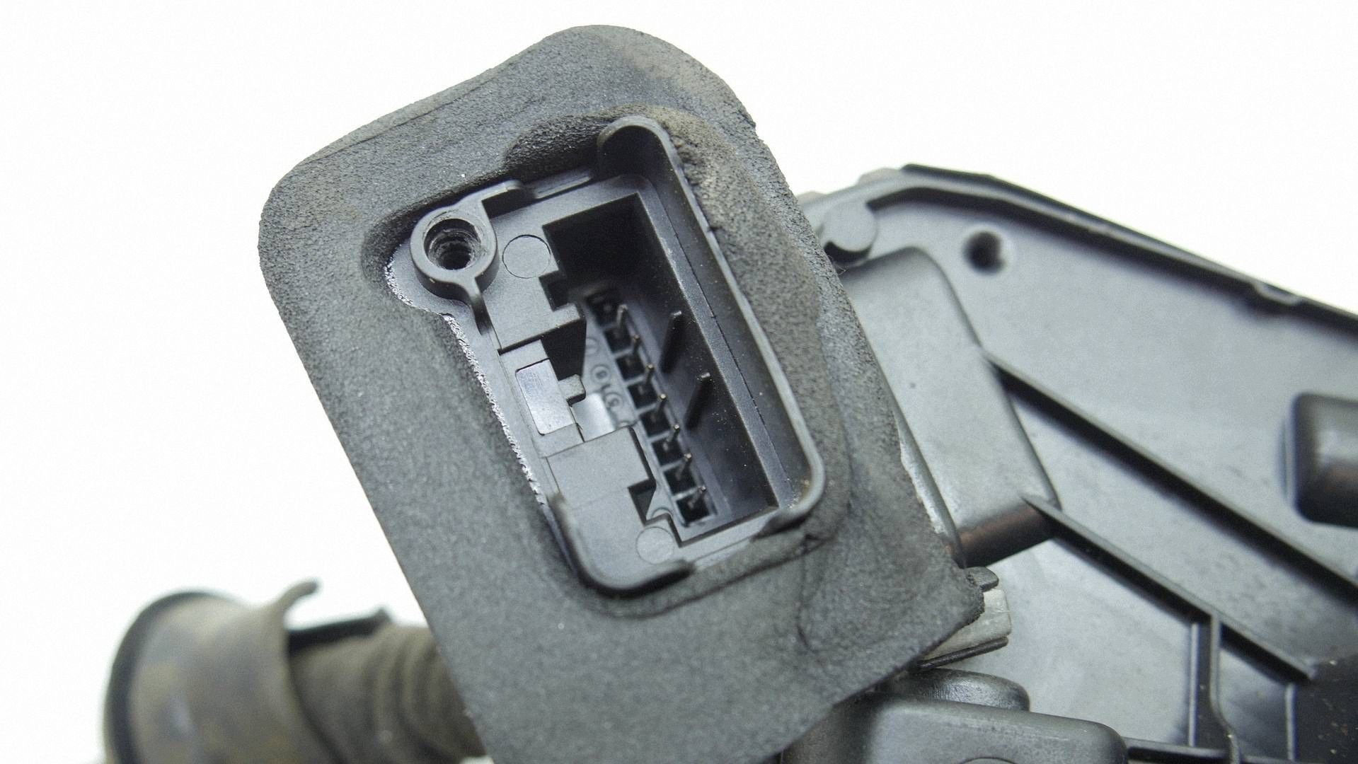 lock door rear part right VW GOLF VII 5TA839016P