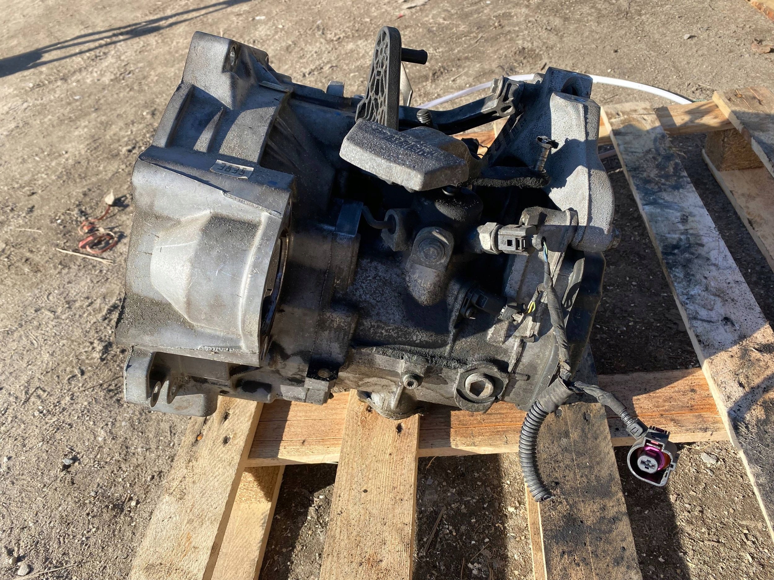 VW GOLF VI SKODA SEAT 1.6 TDI komplett Getriebe 5-getriebe oder
