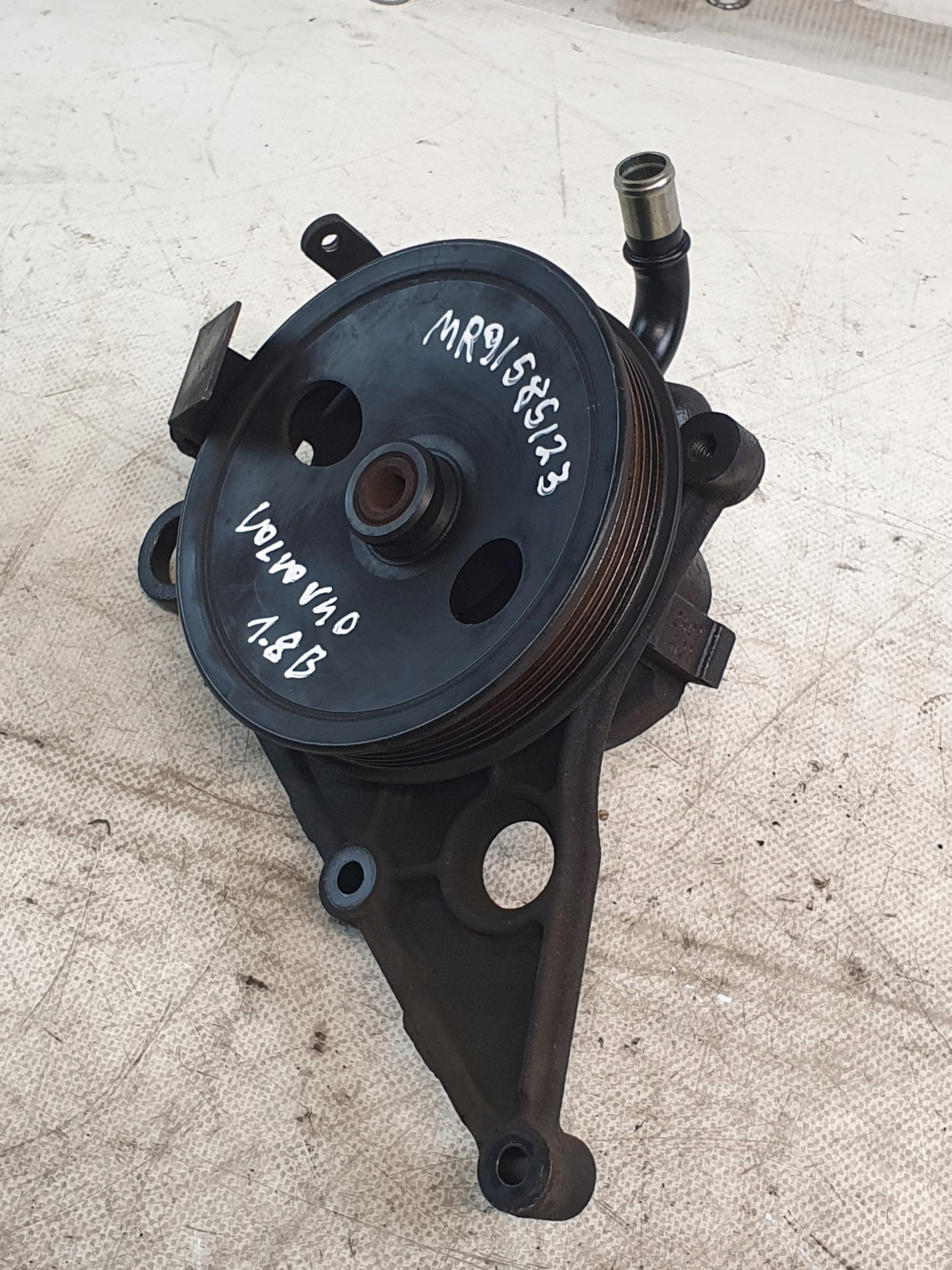Pompa servosterzo OE 9125202 VOLVO V40 S40 e 96r. 1.8B 85KW