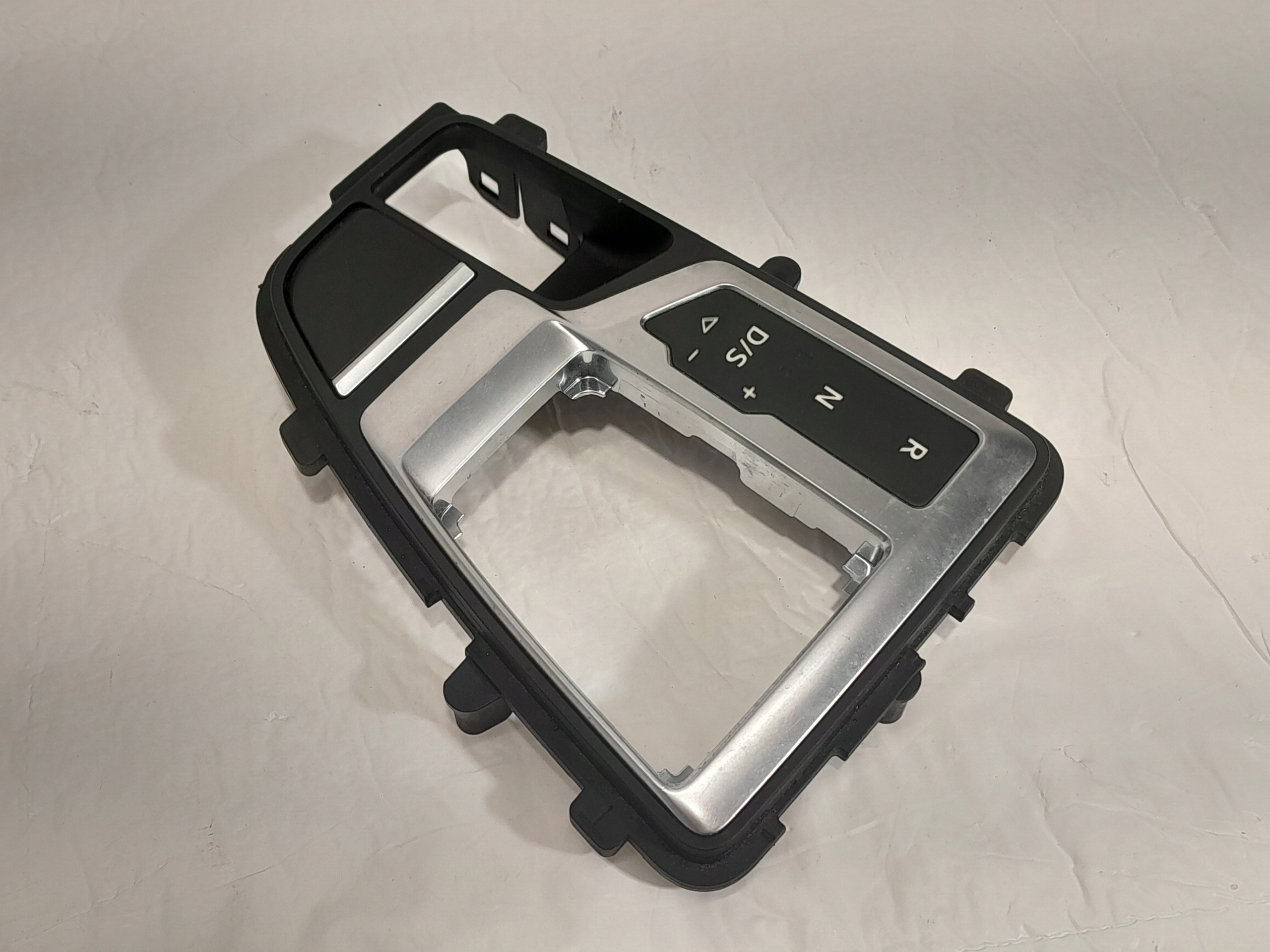 AUDI Q5 80A frame changes of the gear 80B713111C