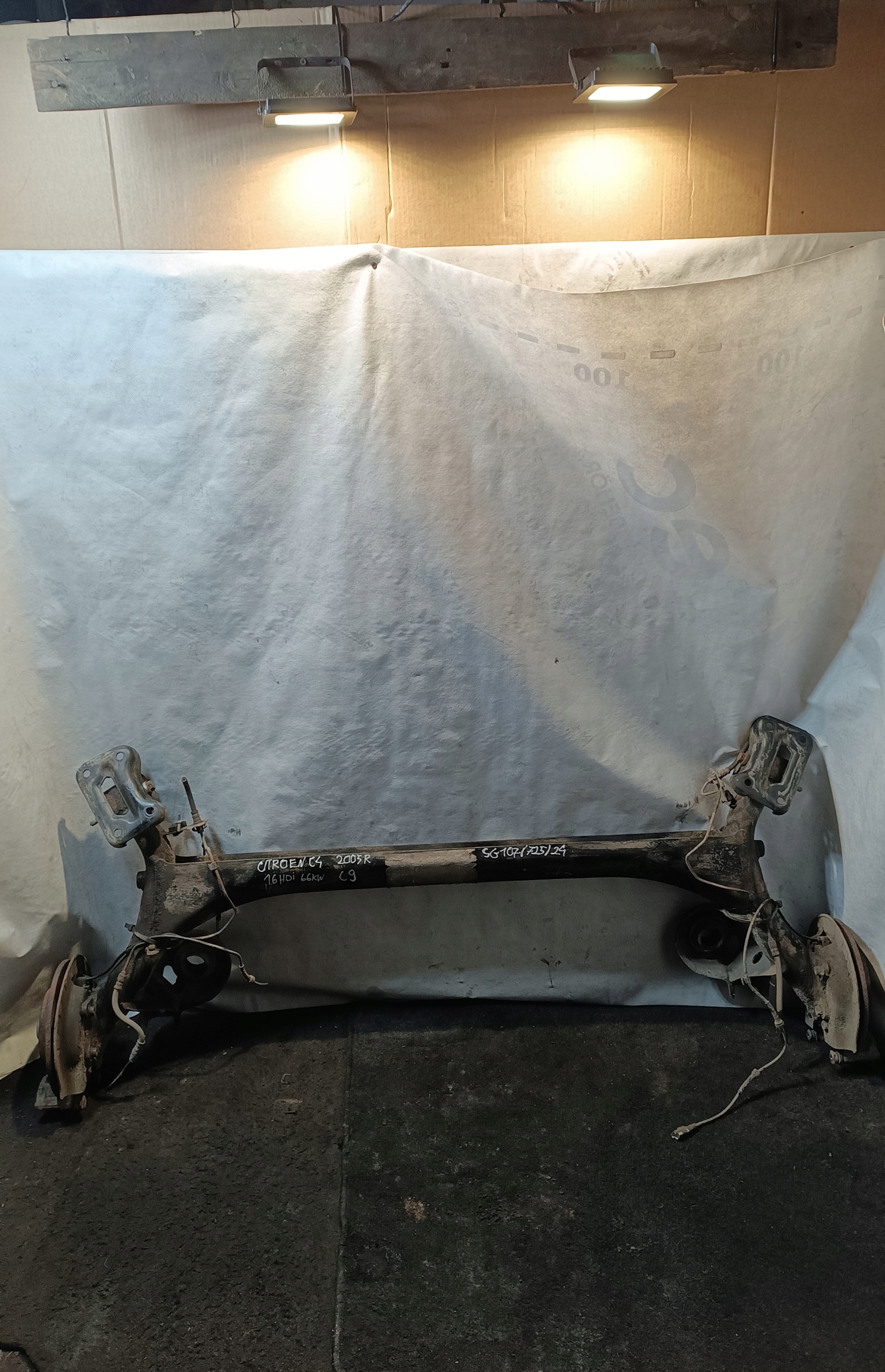 träger hinten Achsträgers CITROEN C4 1.6HDI 2005r