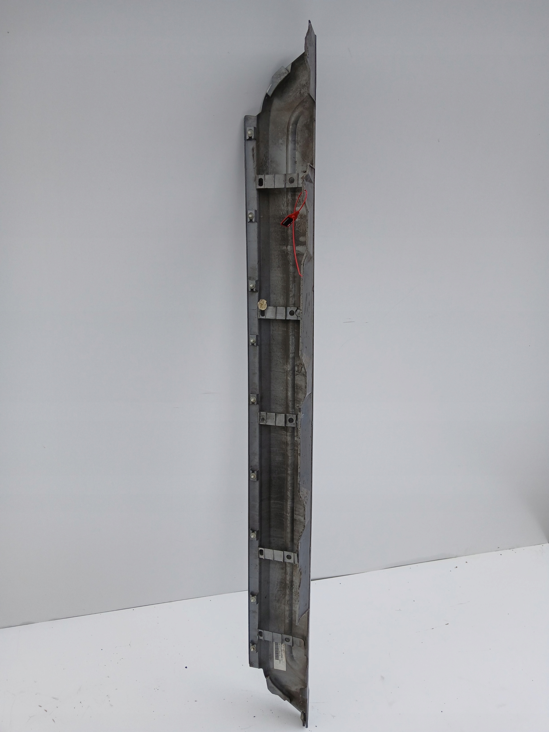 moulding threshold left BMW X3 E83 M PAKIET SILBERGRAU