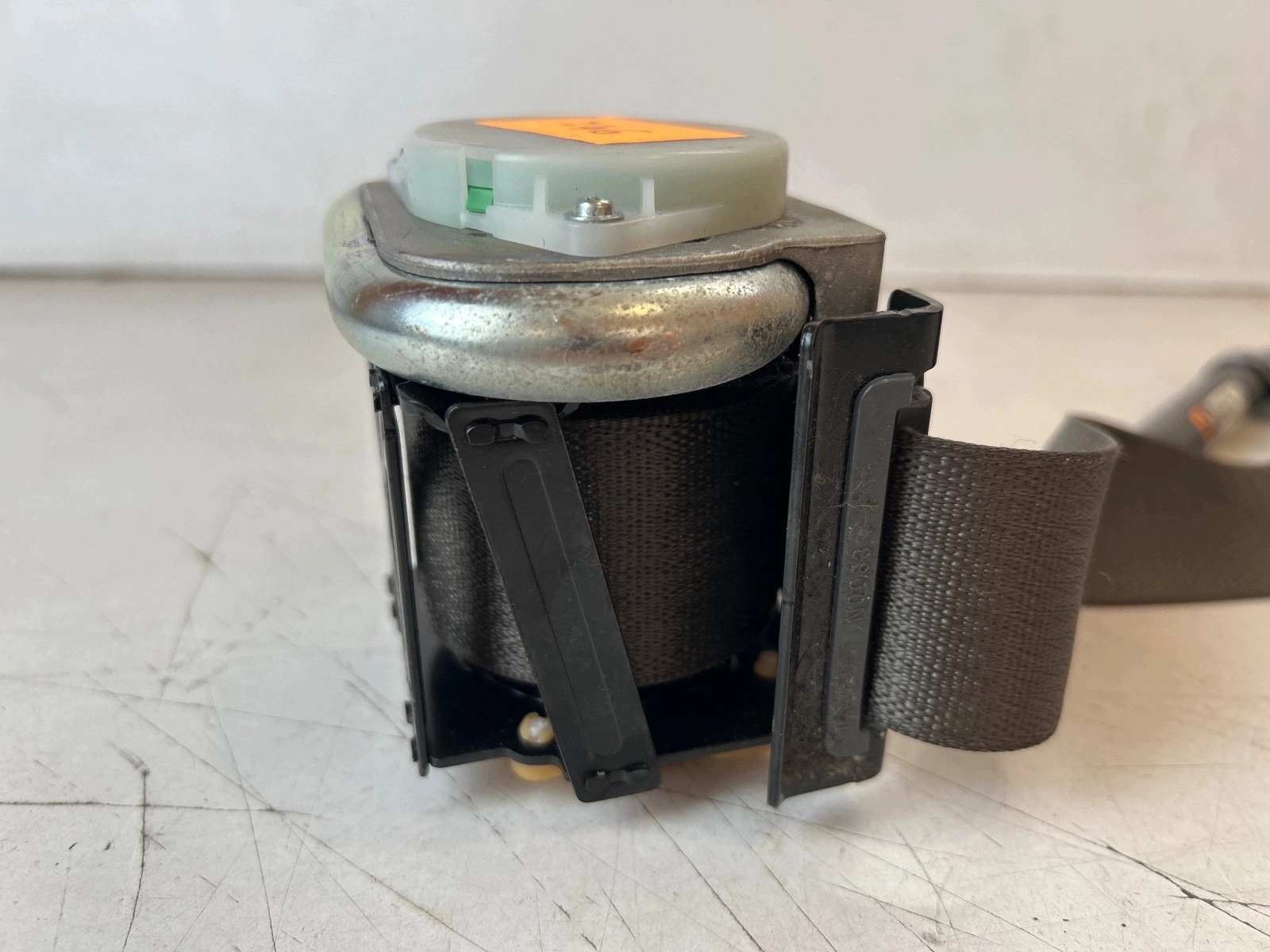 tension belt safety front front left brazowy Opel Mokka A and