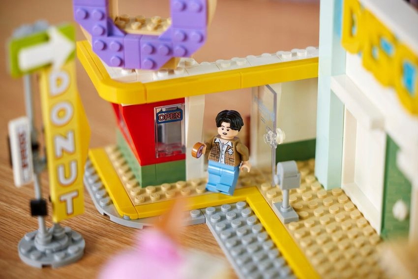 LEGO Ideas 21339 BTS Dynamite Płeć chłopcy dziewczynki