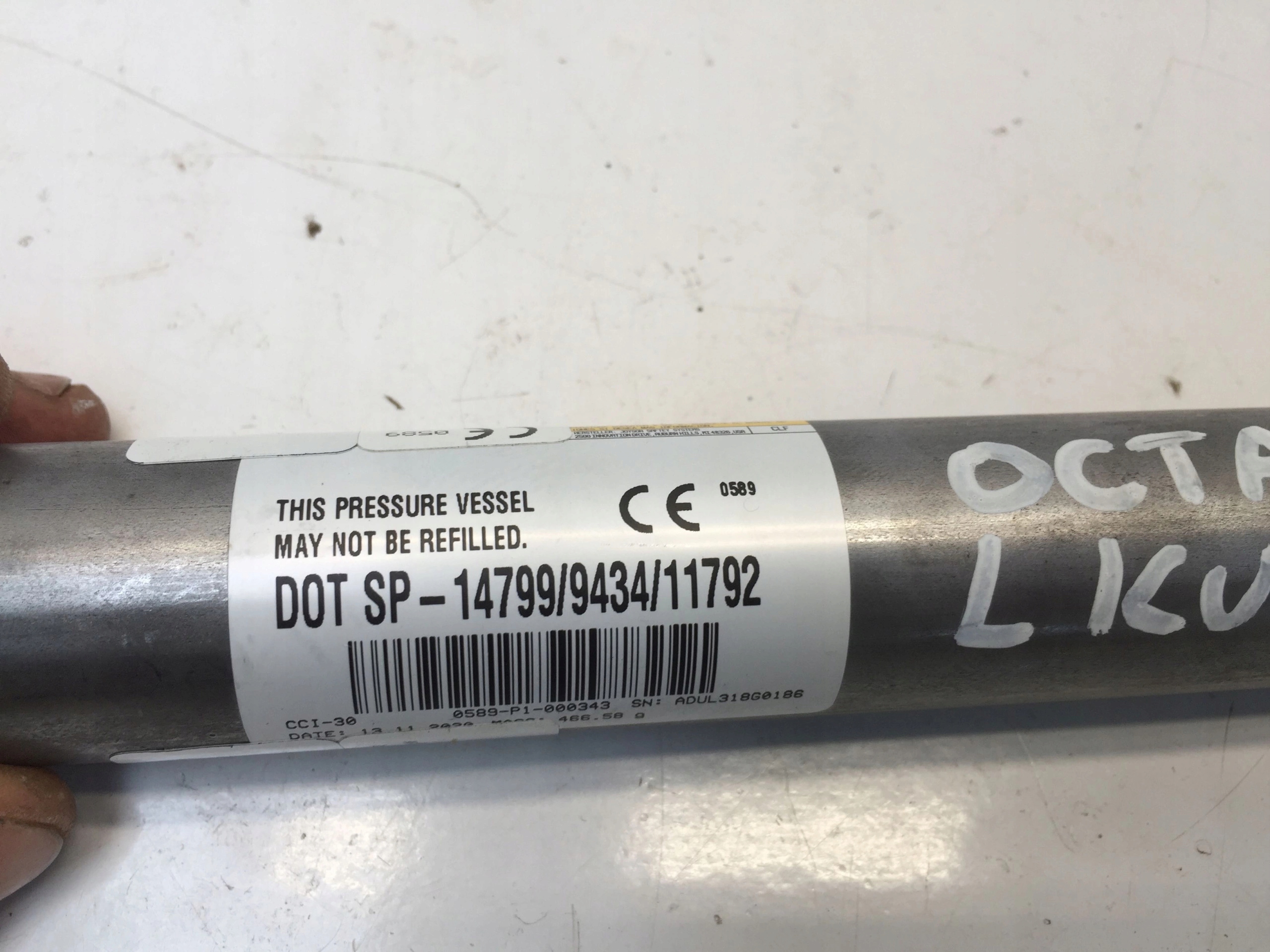 OCTAVIA IV 4 2021 NABÓJ KURTYNY LEWY 5E3880741E Numer katalogowy części 5E3880741E