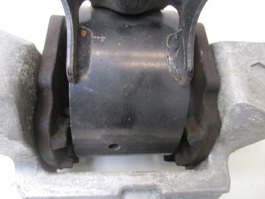 лапа подушка Двигателя mitsubishi Outlander II 2.2