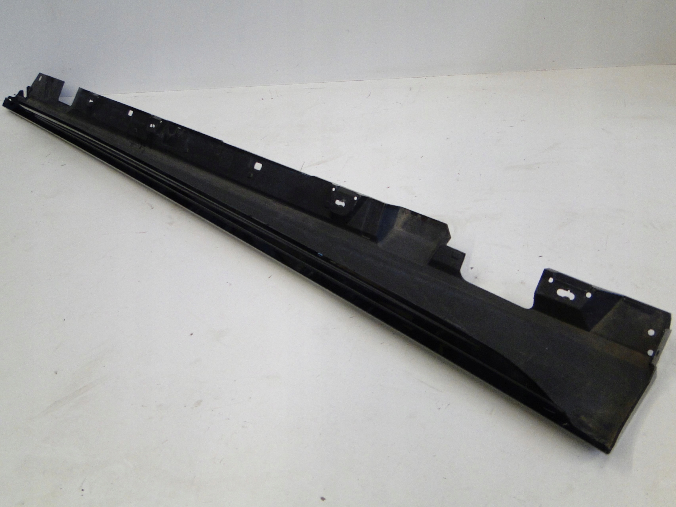 MERCEDES молдинг порога накладка левый C класс 206 W206 S206