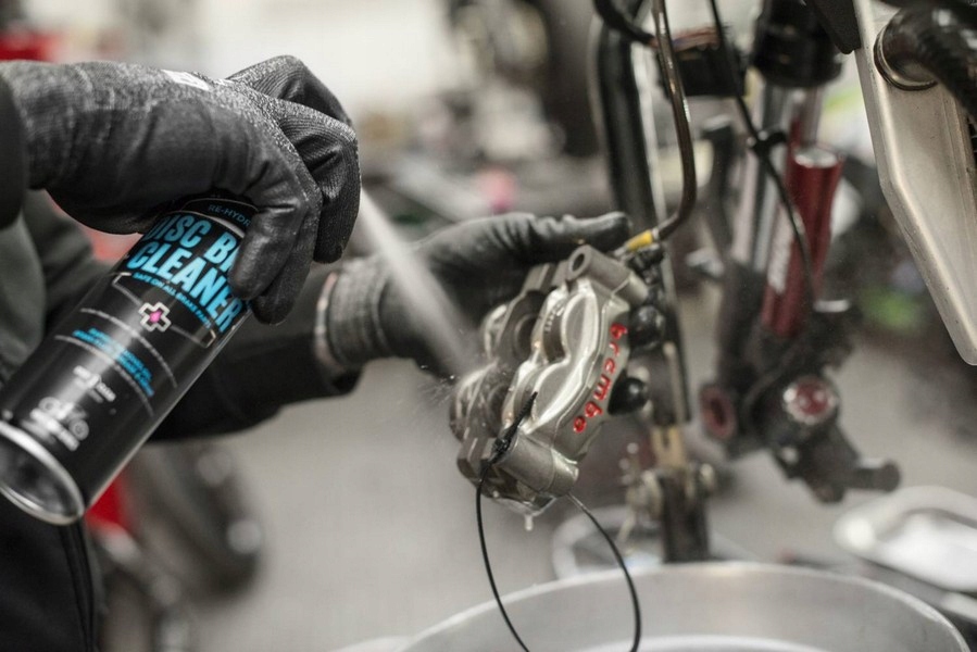 Muc-Off 613 Środek do czyszczenia tarcz 400ml Producent Muc-Off